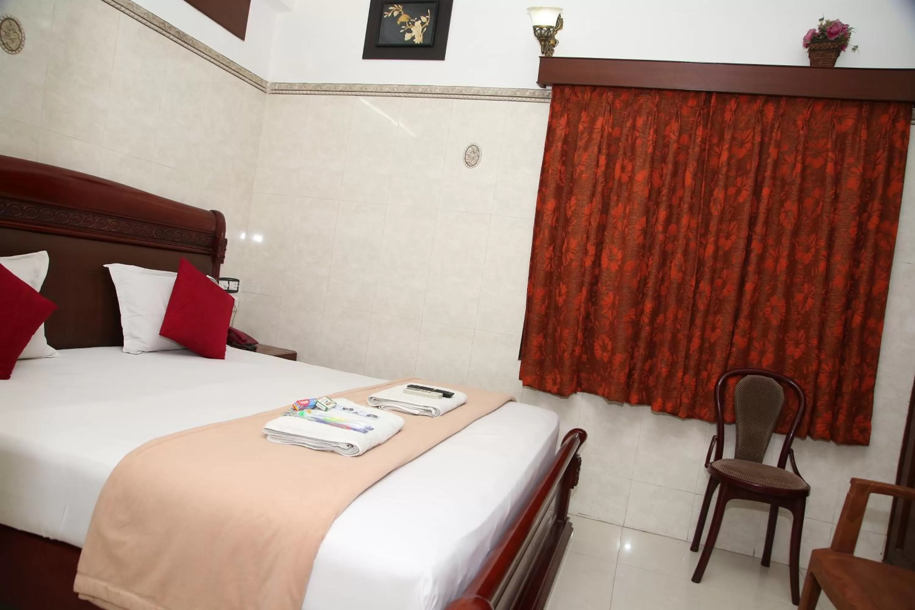 Bedroom, Bed in Grand View Residency Chennai