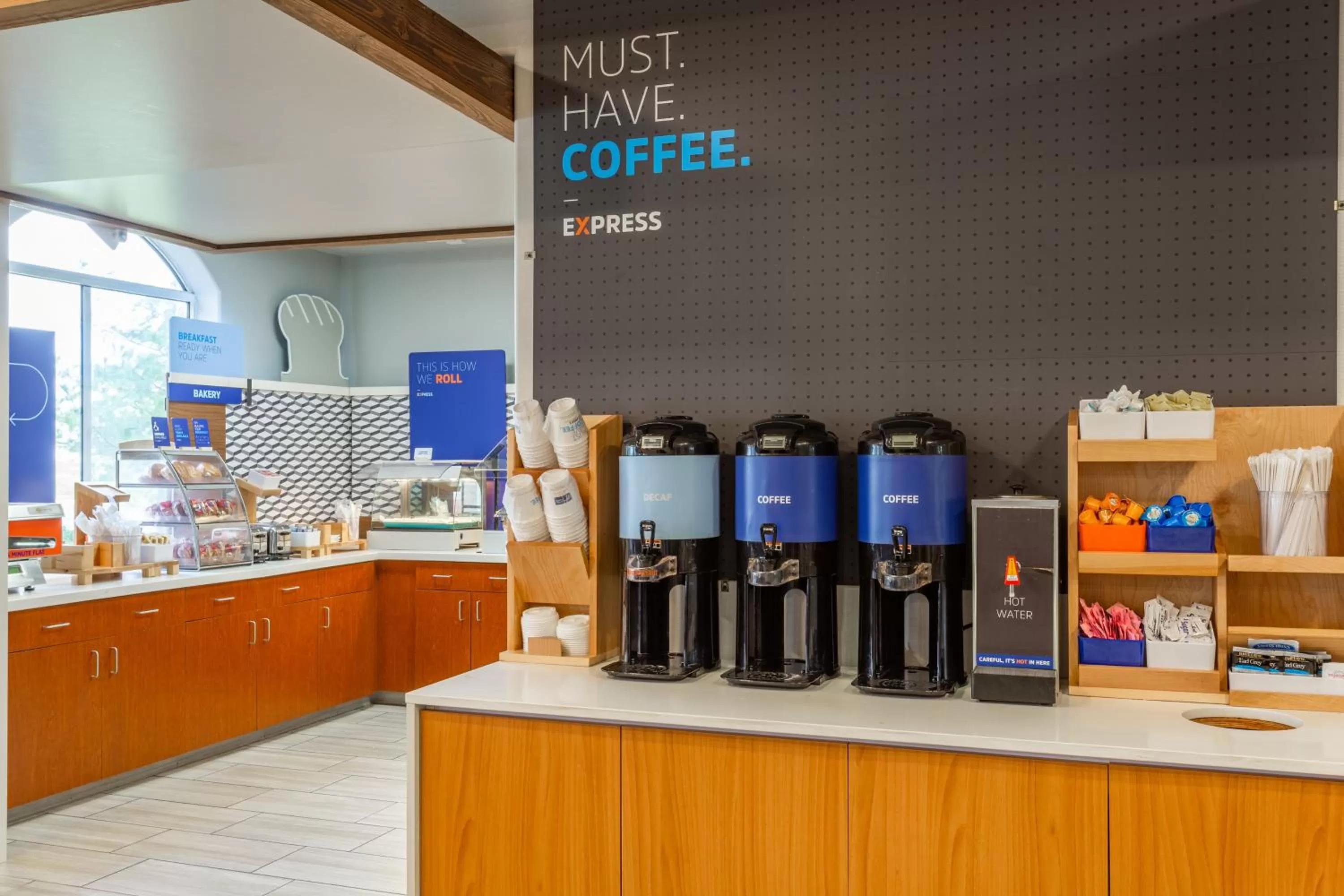 Breakfast in Holiday Inn Express Rockford-Loves Park by IHG