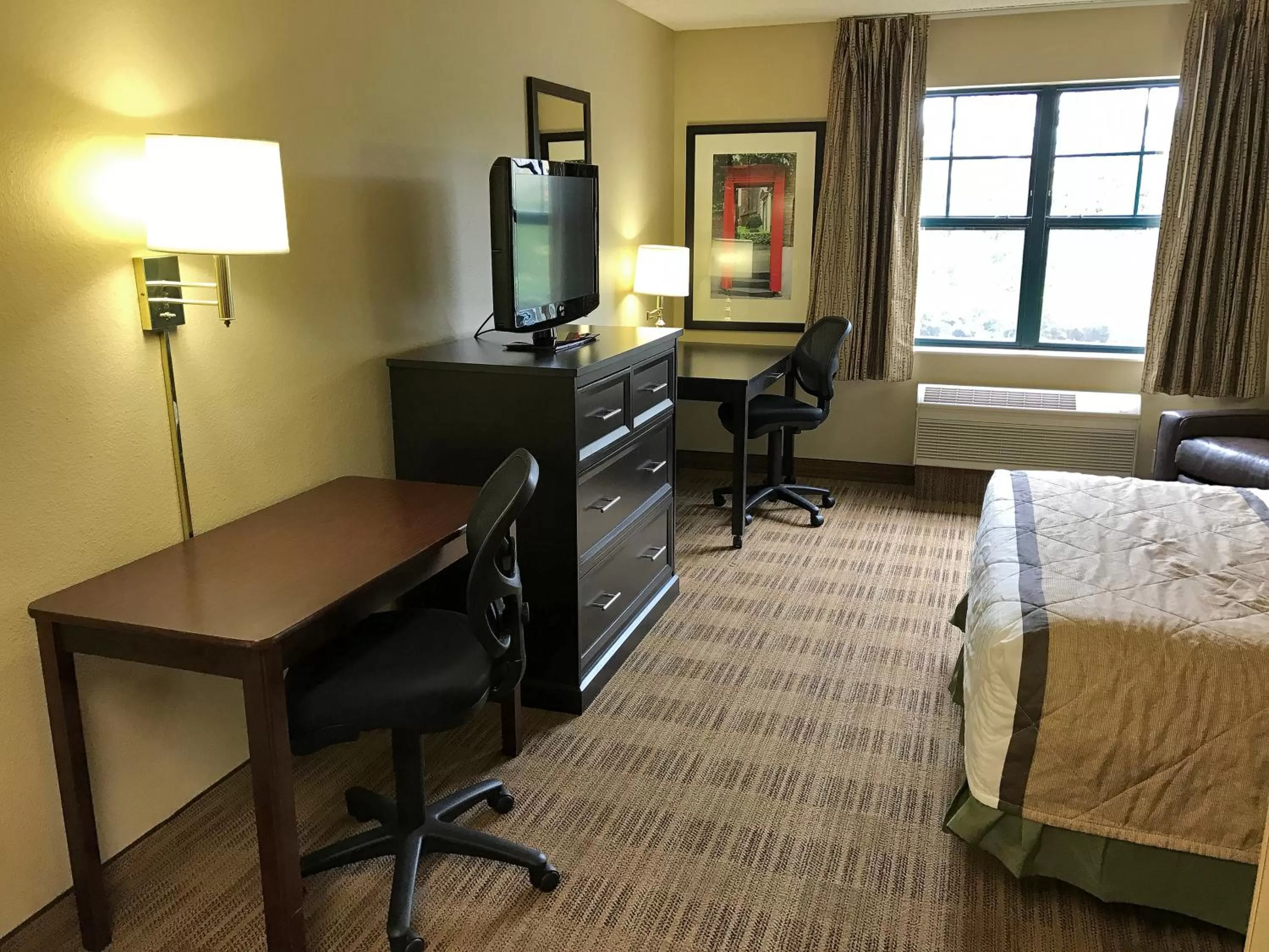 TV and multimedia, Bed in Extended Stay America Suites - Boise - Airport