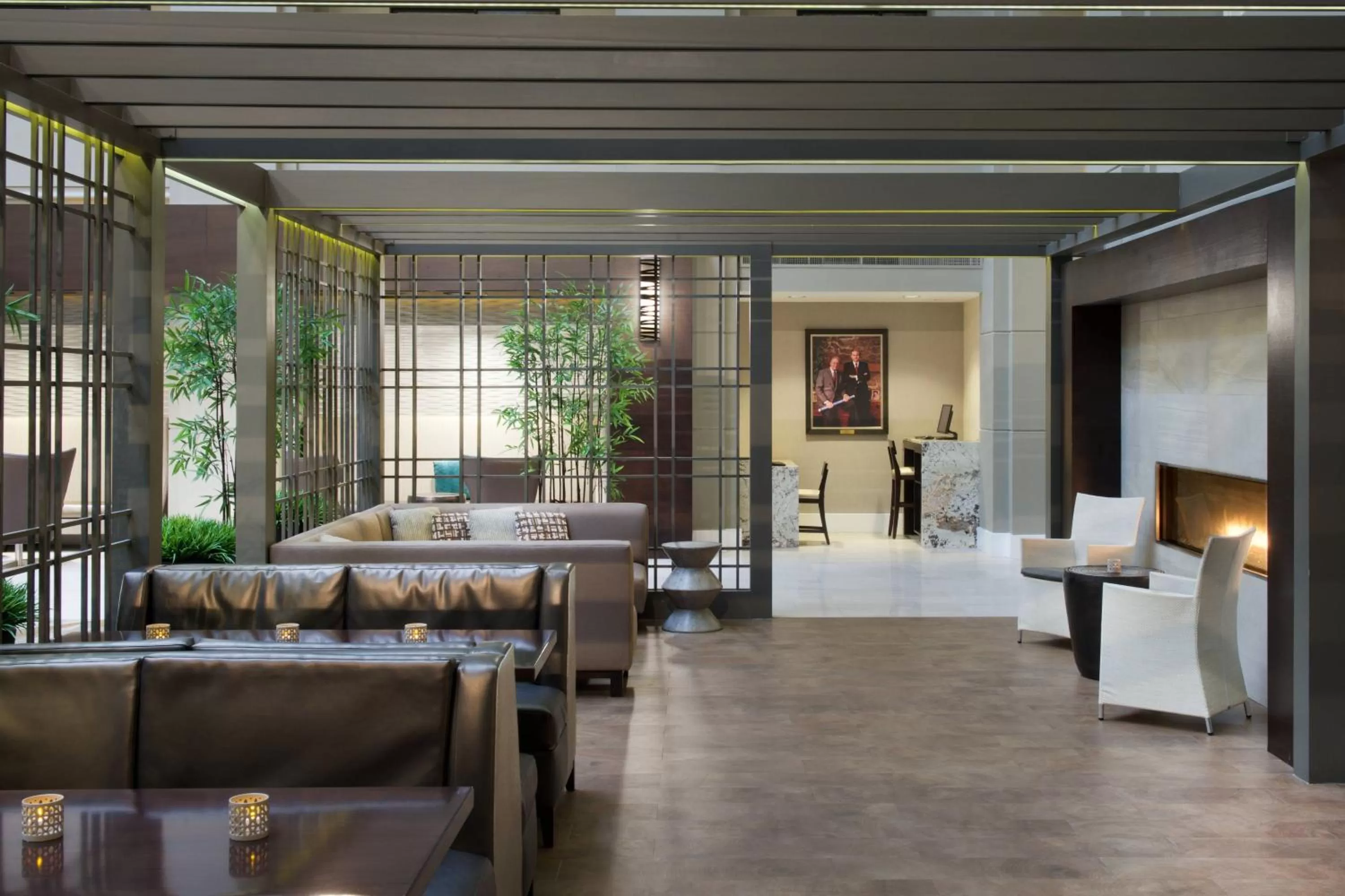 Lounge or bar in Fairfax Marriott at Fair Oaks