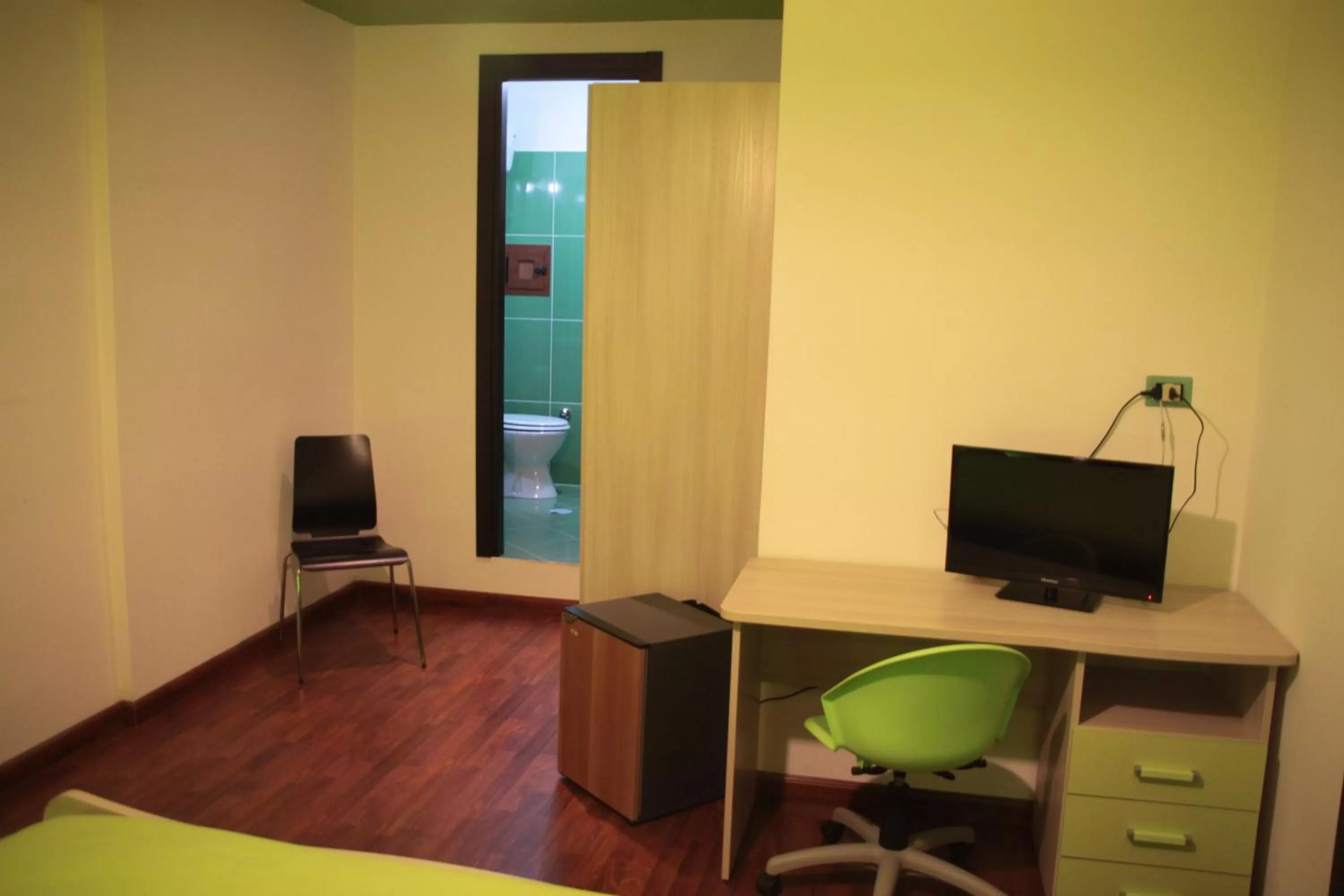 Business facilities, Bed in B&B Cosenza