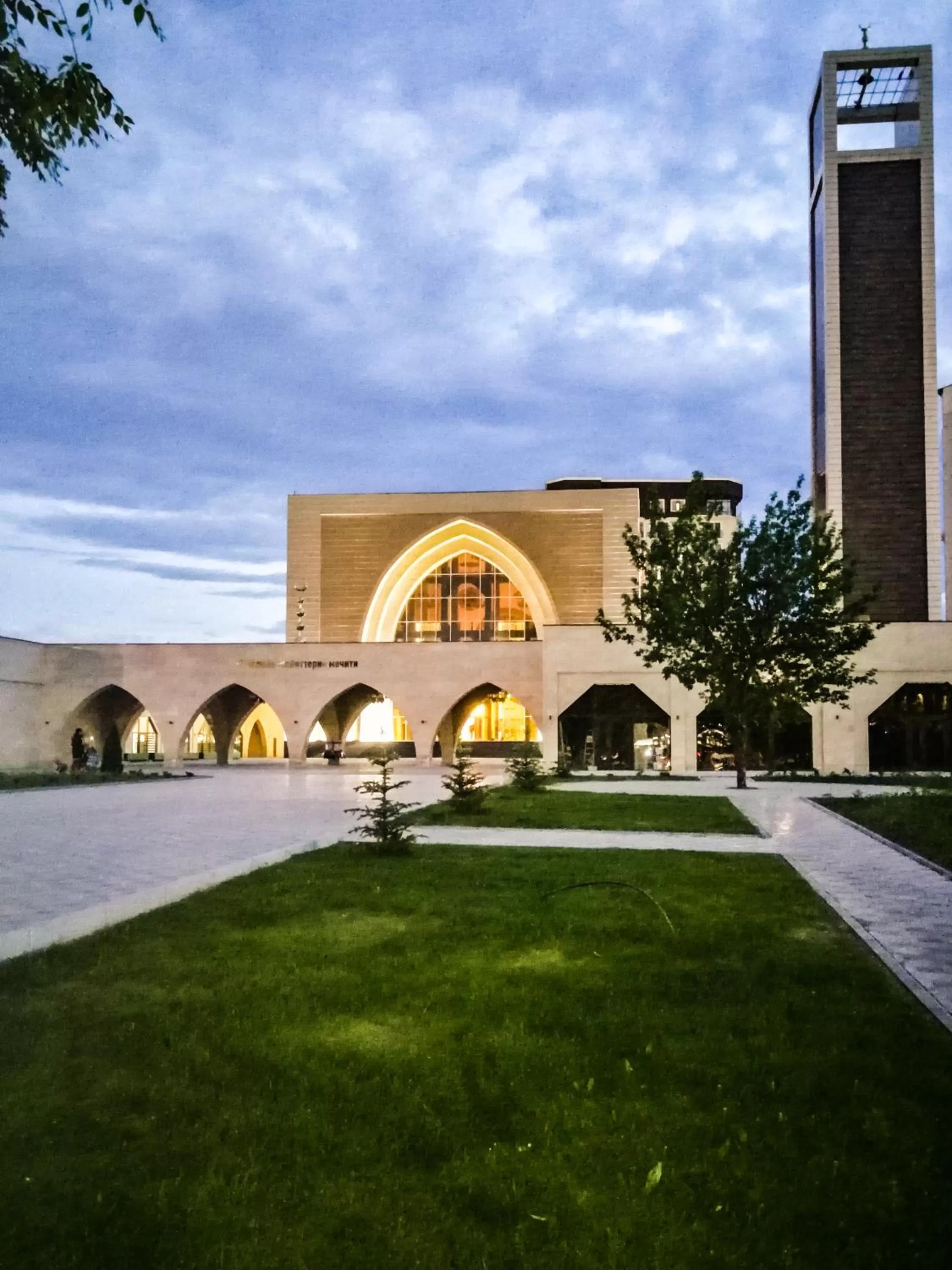 Neighbourhood in Salut Hotel