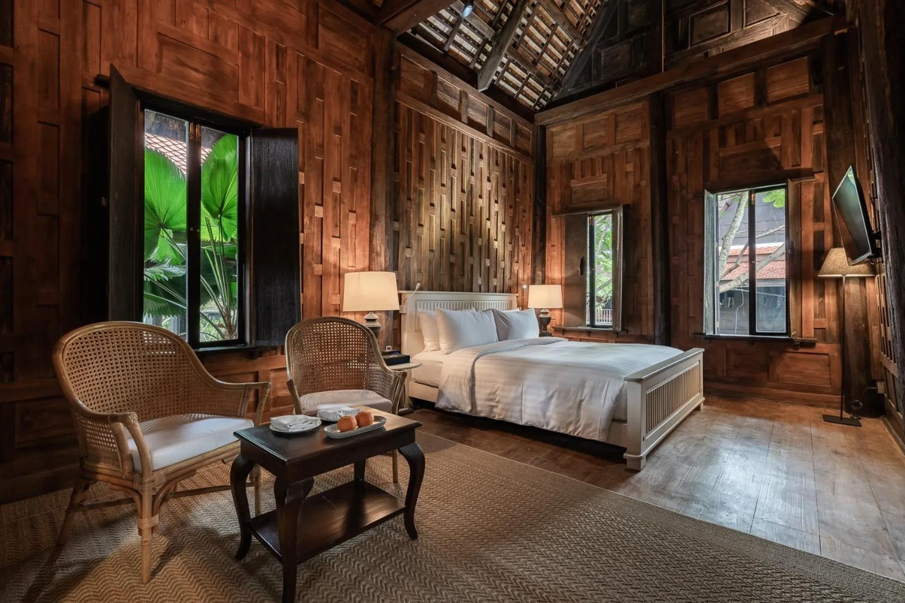 Bed in Villa Mahabhirom