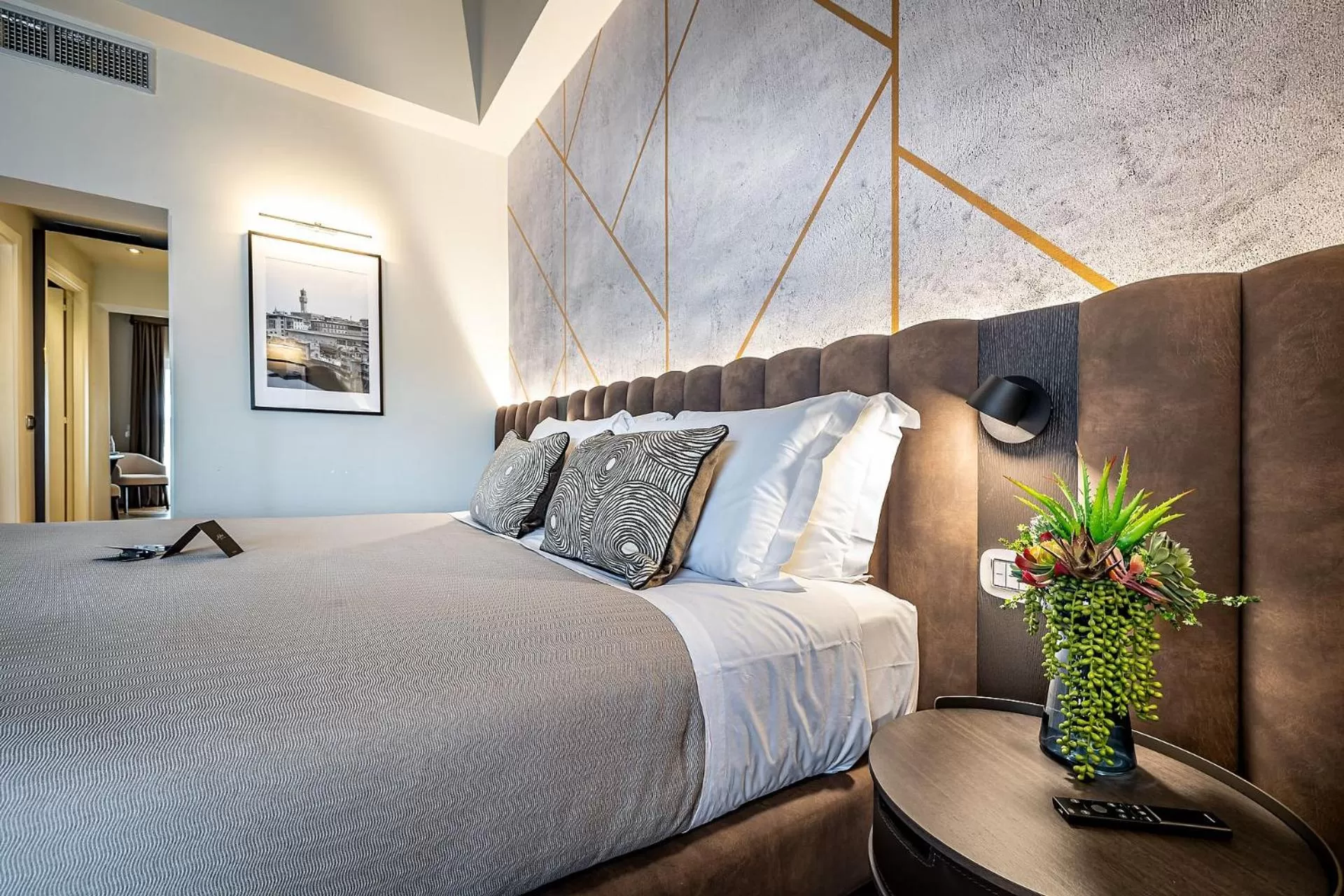 Bed in Palazzo Alfieri - Place of Charme