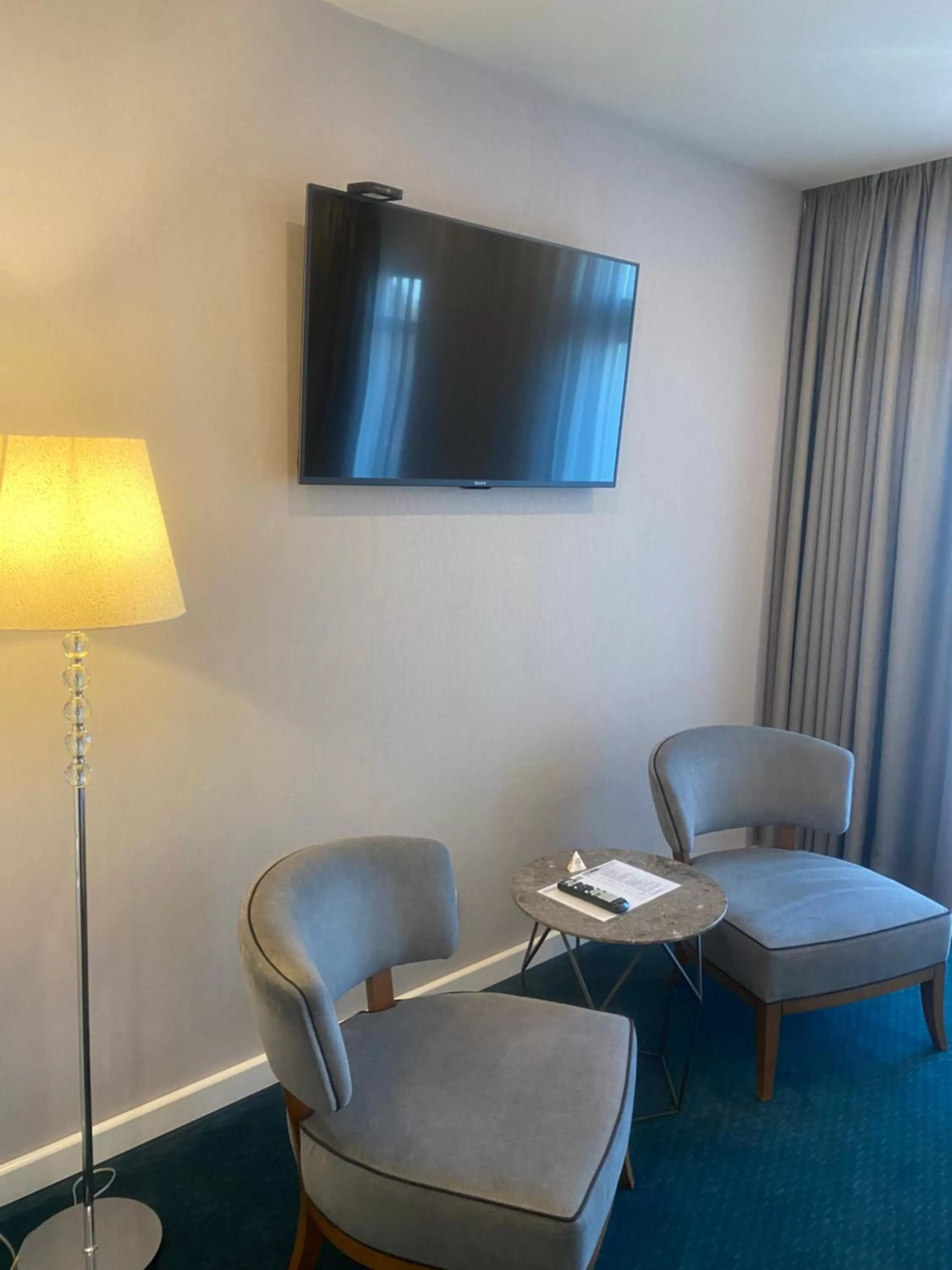 TV and multimedia in Hotel Residence Promenade