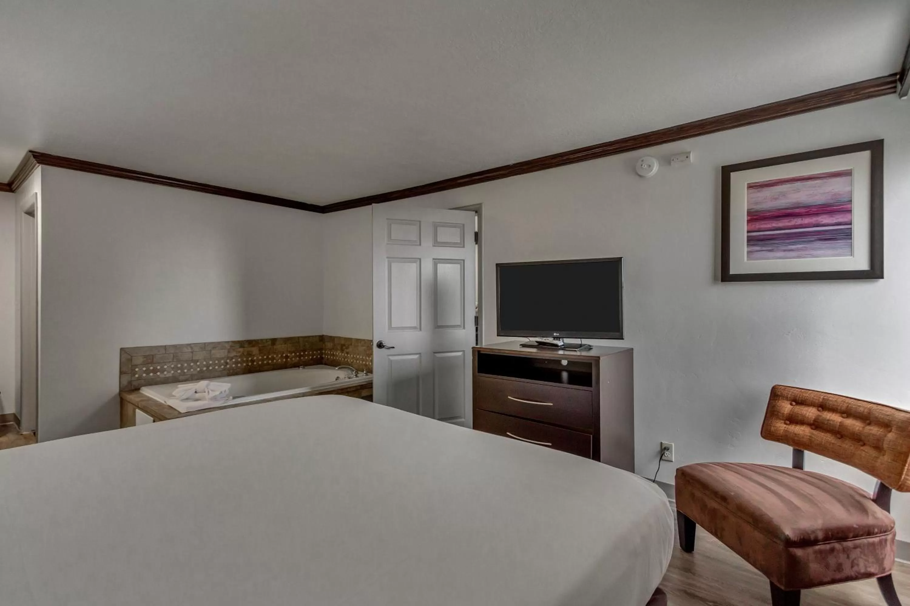 Bed in Park Inn by Radisson, Salt Lake City-Midvale