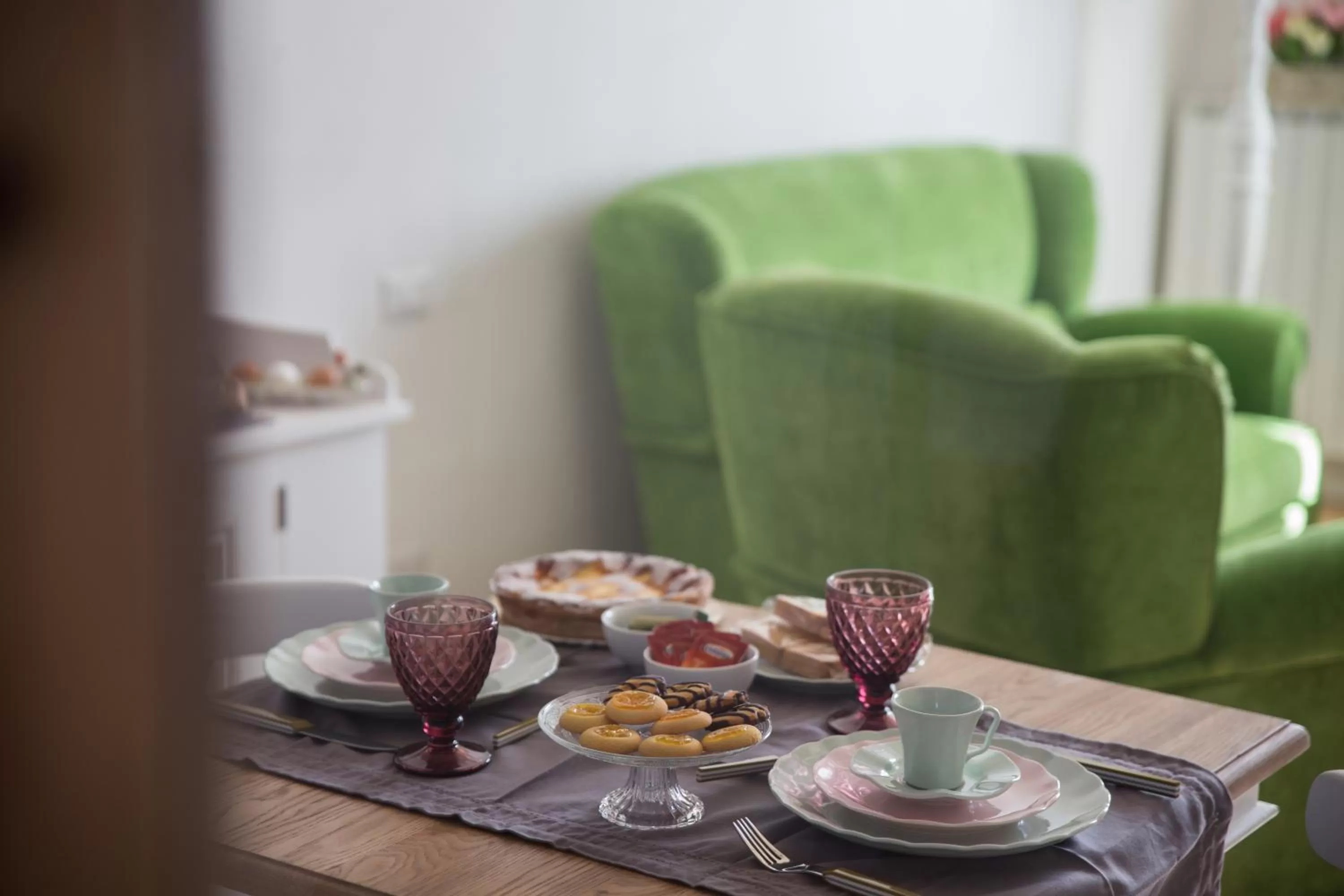 Italian breakfast in Palazzo Siena De Facendis