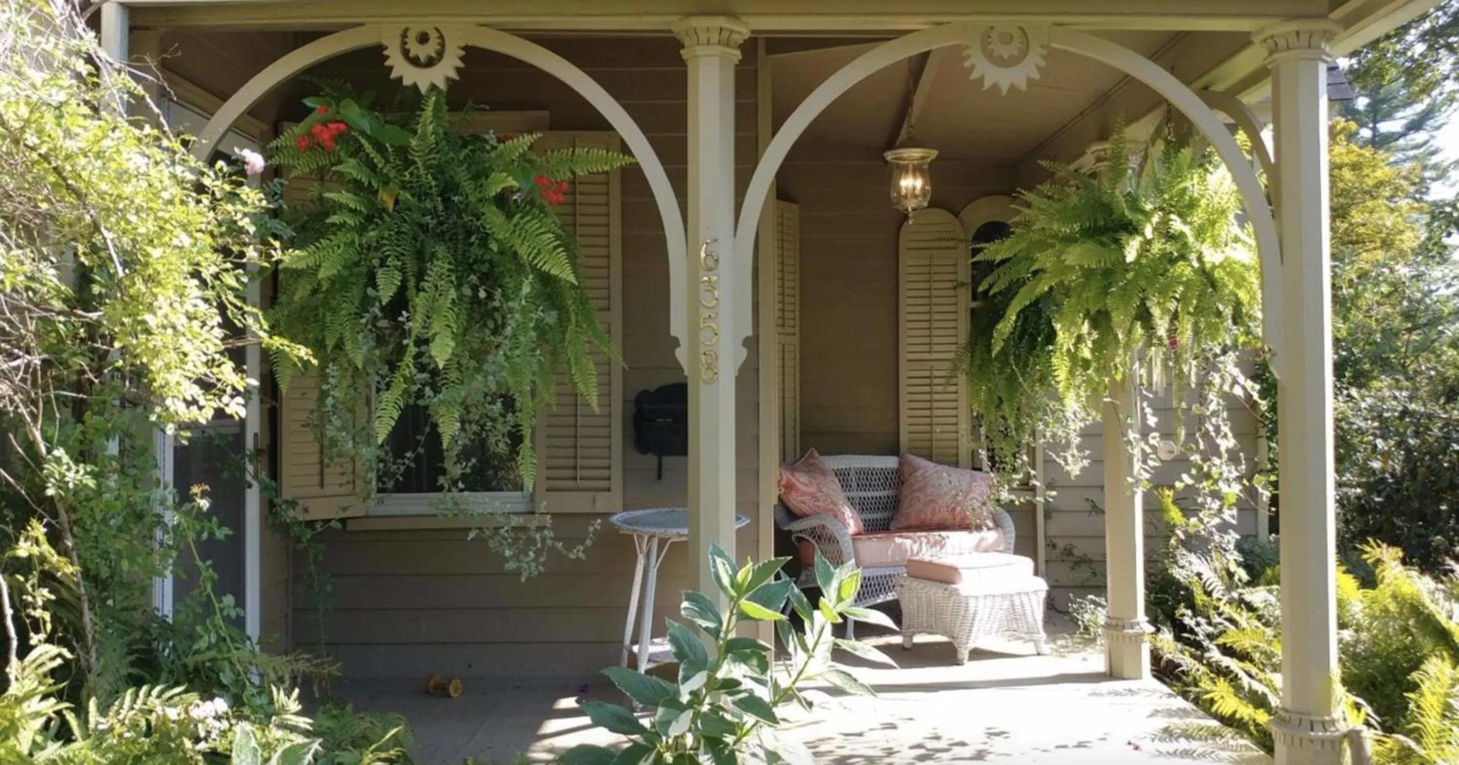 Property building in The Gables of Rhinebeck