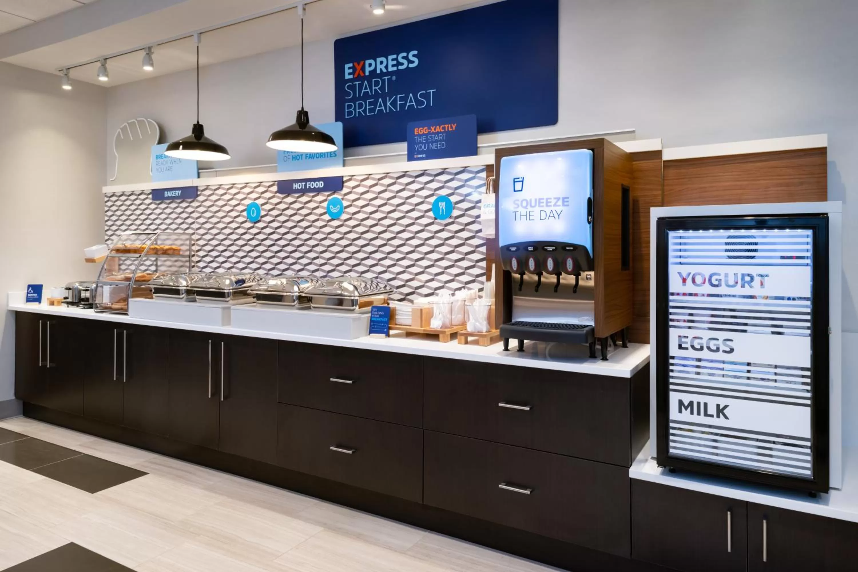 Breakfast in Holiday Inn Express & Suites - Romeoville - Joliet North by IHG