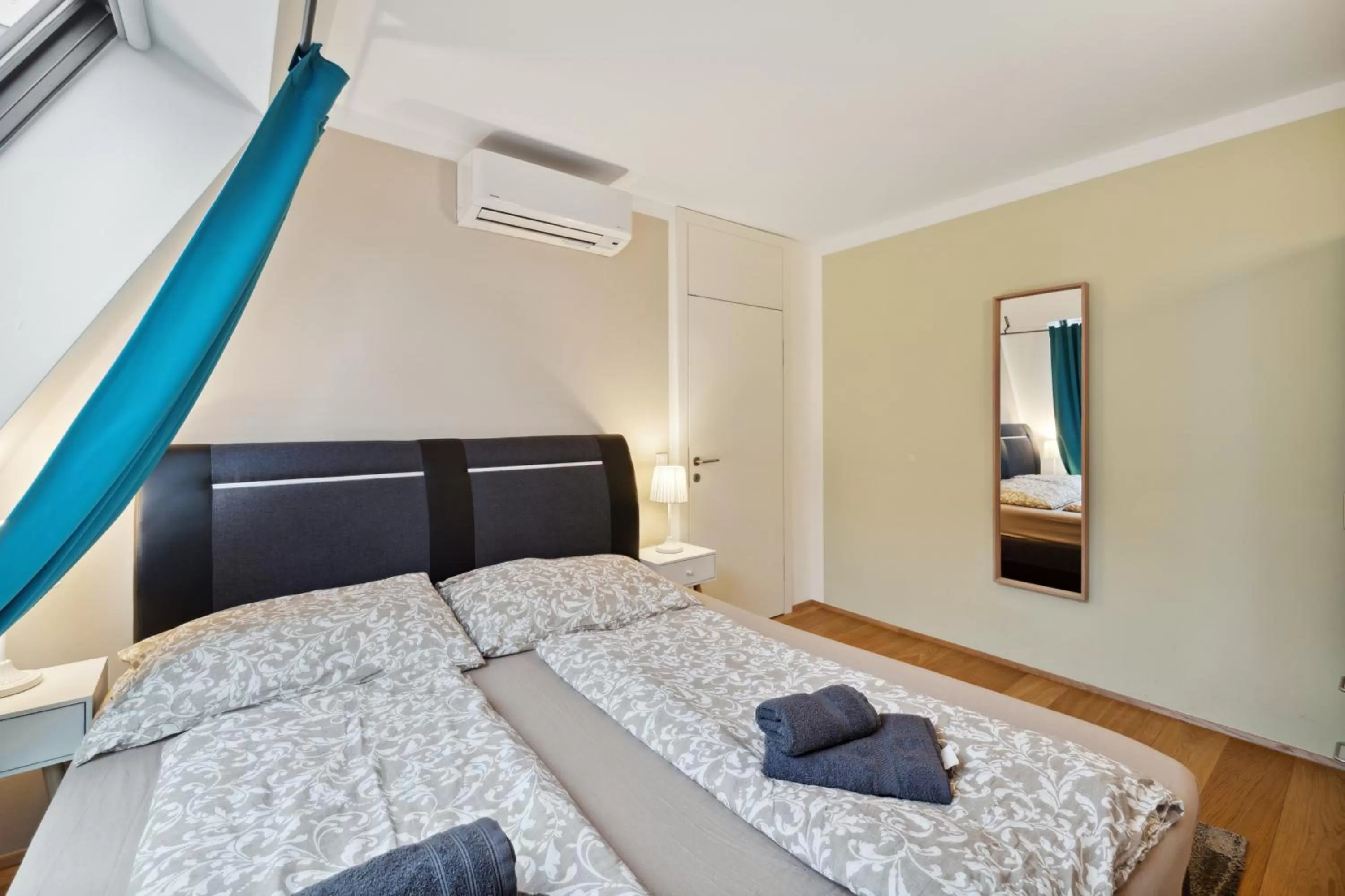 Bed in Florian's apartments in Mariahilf Vienna