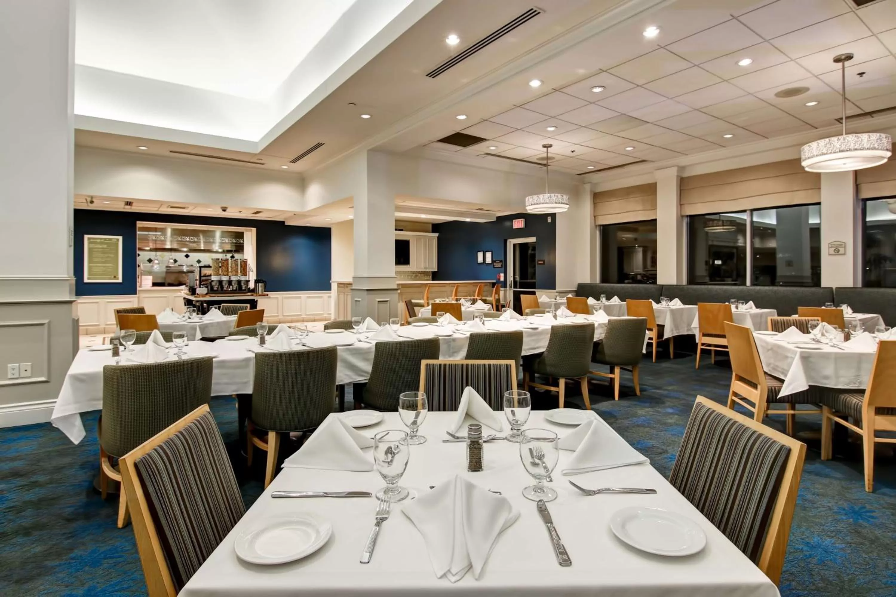 Restaurant/places to eat in Hilton Garden Inn Toronto/Mississauga