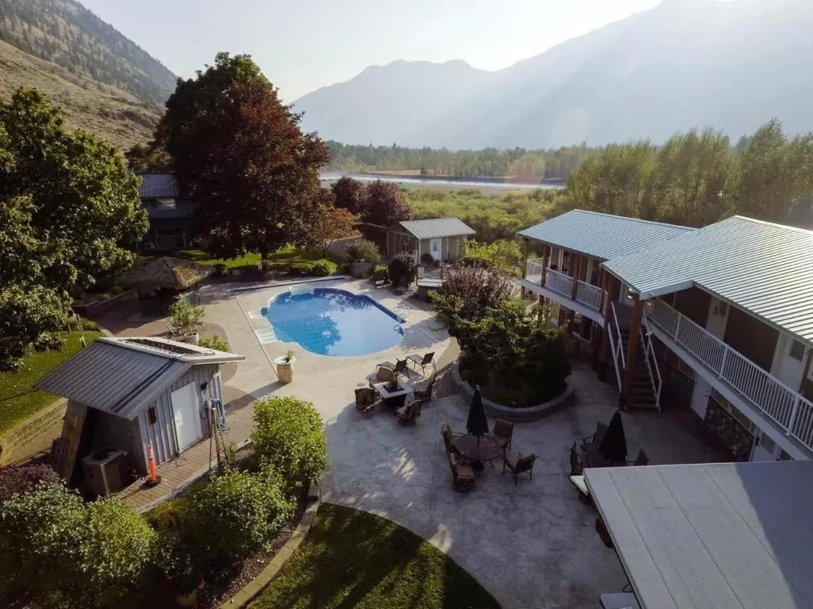 Pool View in Similkameen Wild Resort & Winery Retreat