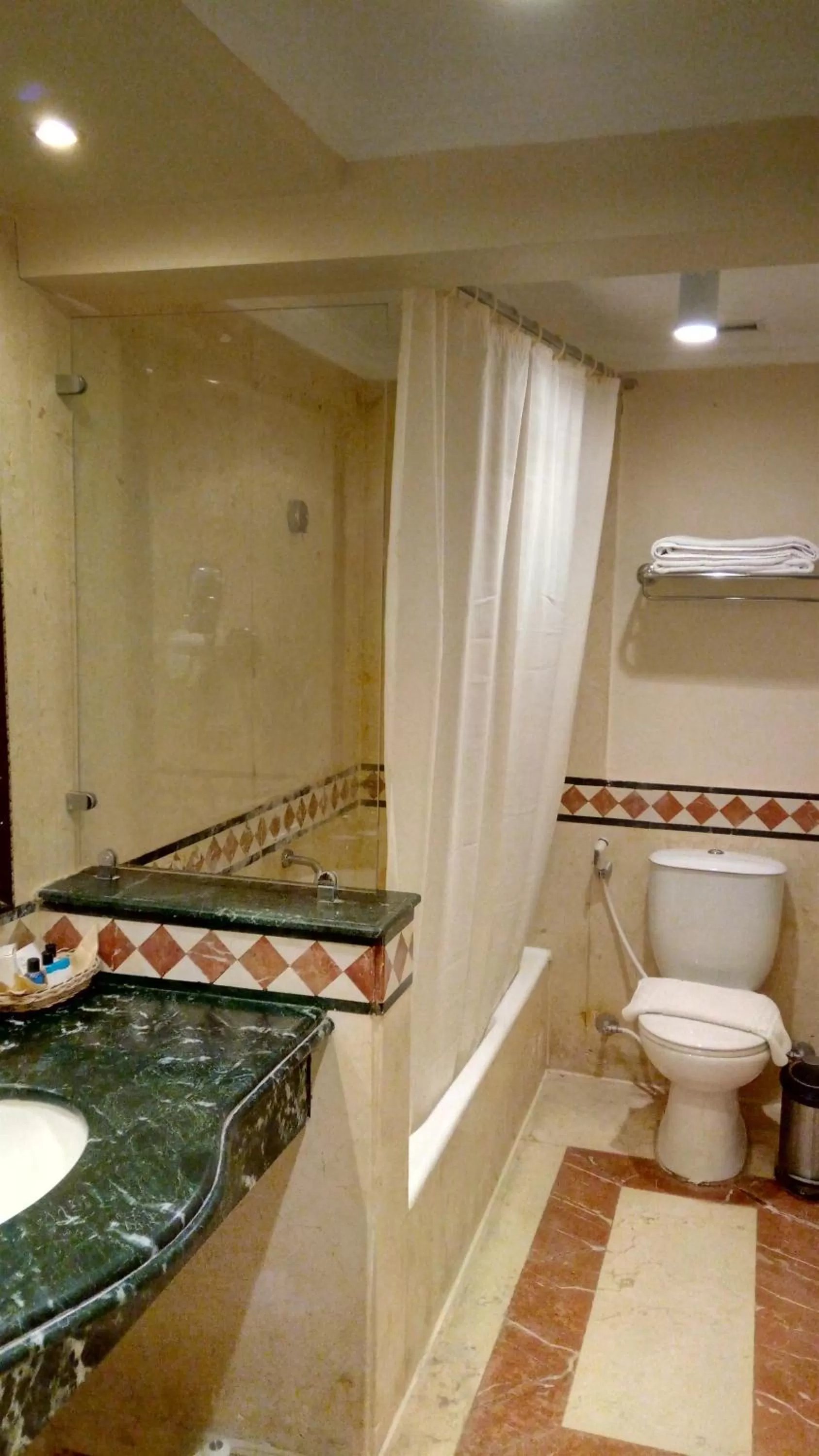 Bathroom in Helnan Auberge Fayoum