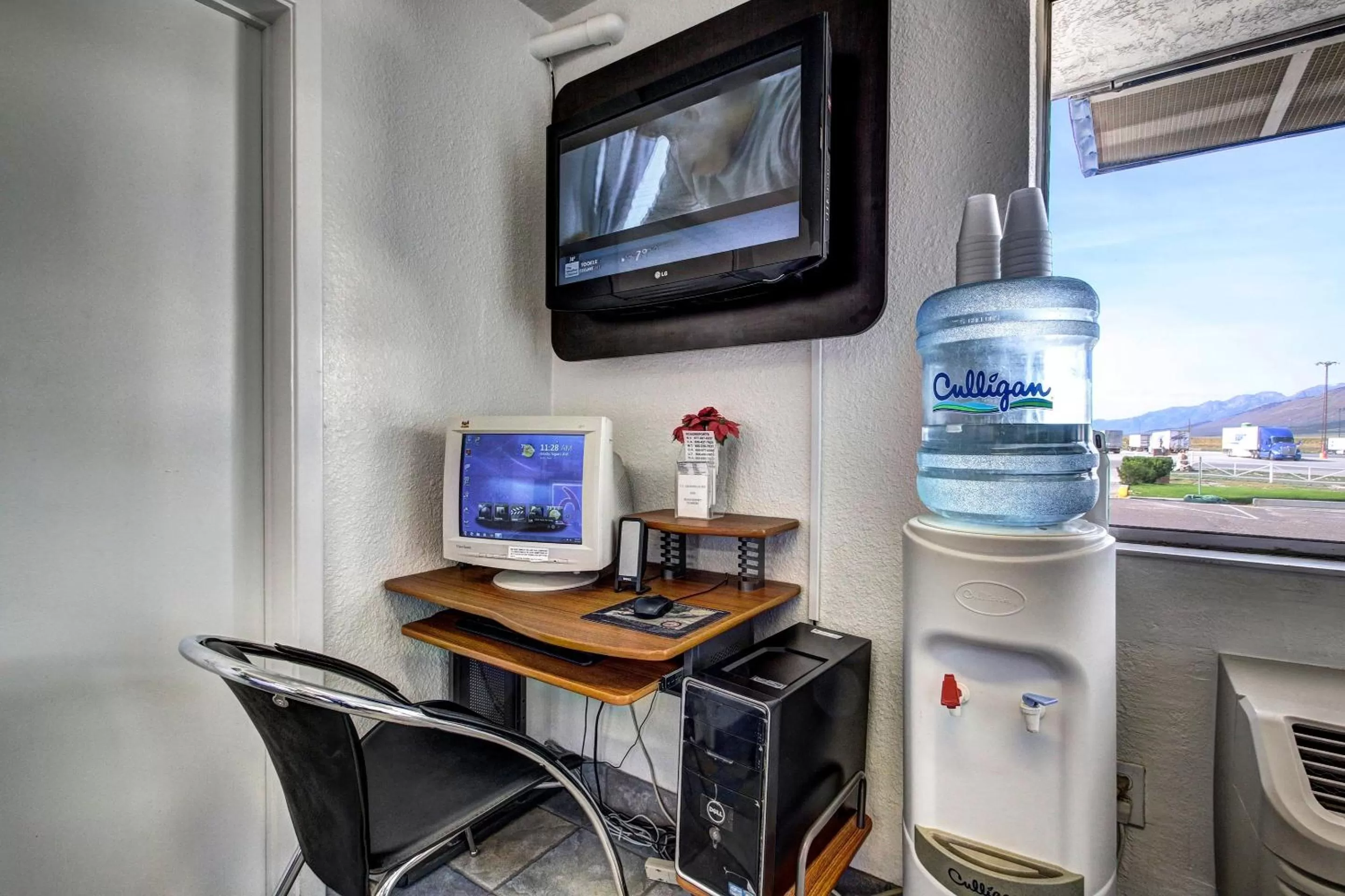 Lobby or reception in Motel 6 Wells