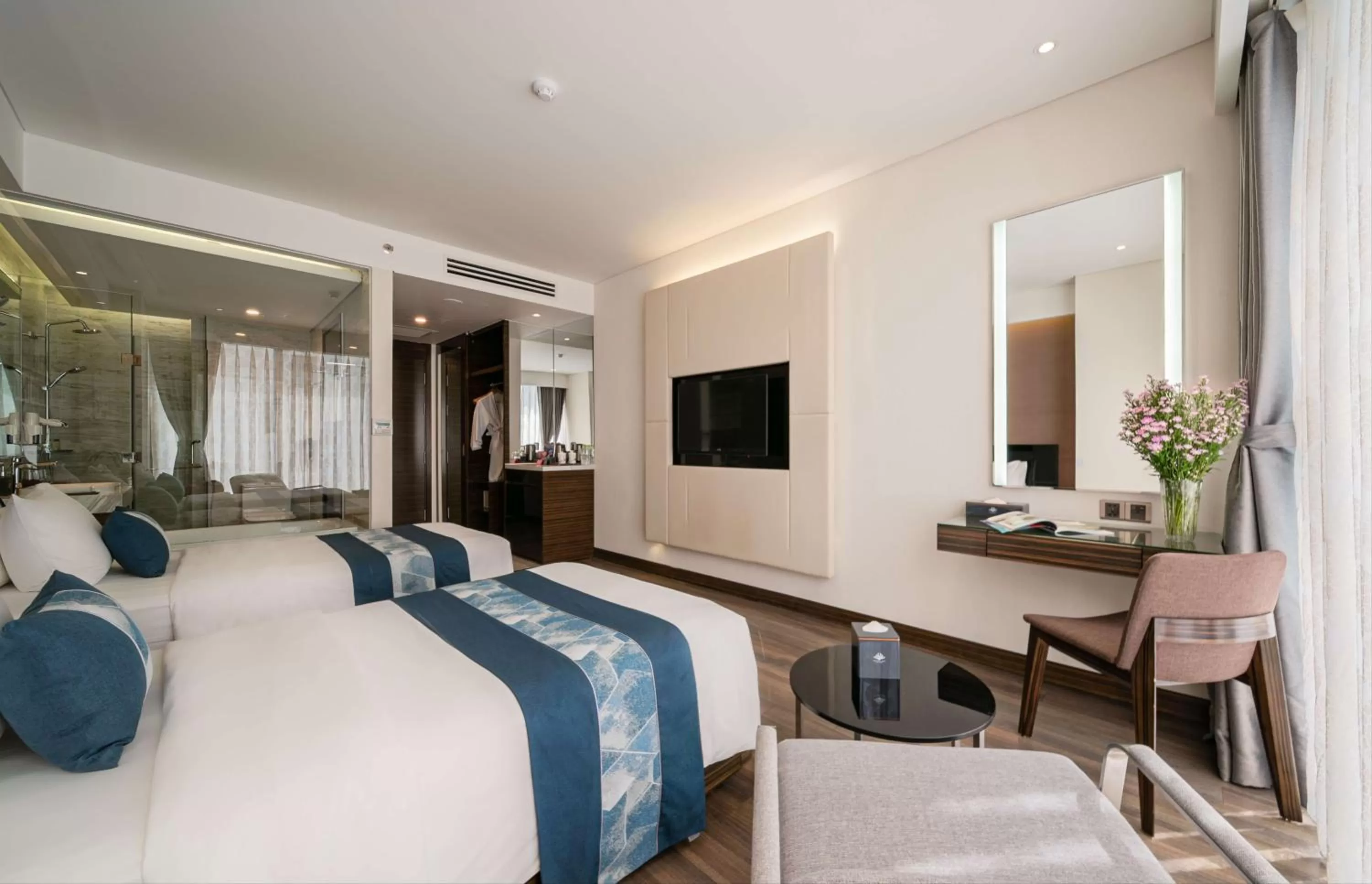 Bedroom, Bed in Queen Ann Nha Trang Hotel