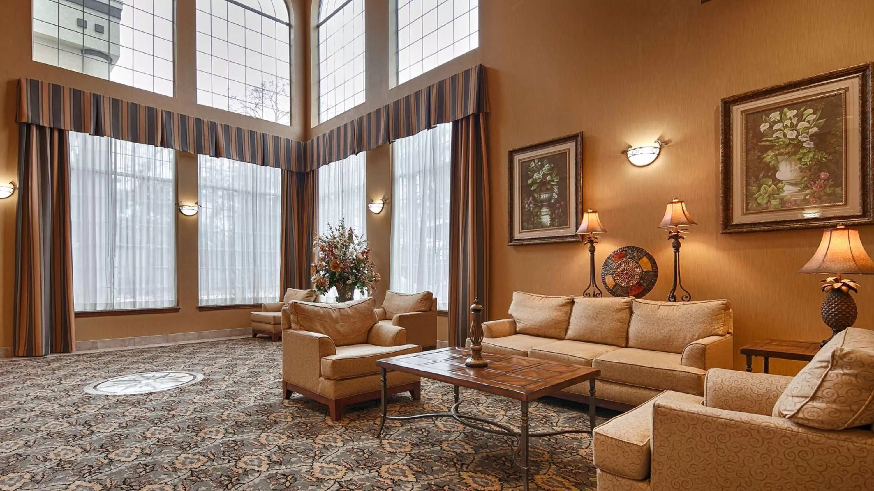 Lobby or reception in Best Western Plus New Caney Inn & Suites