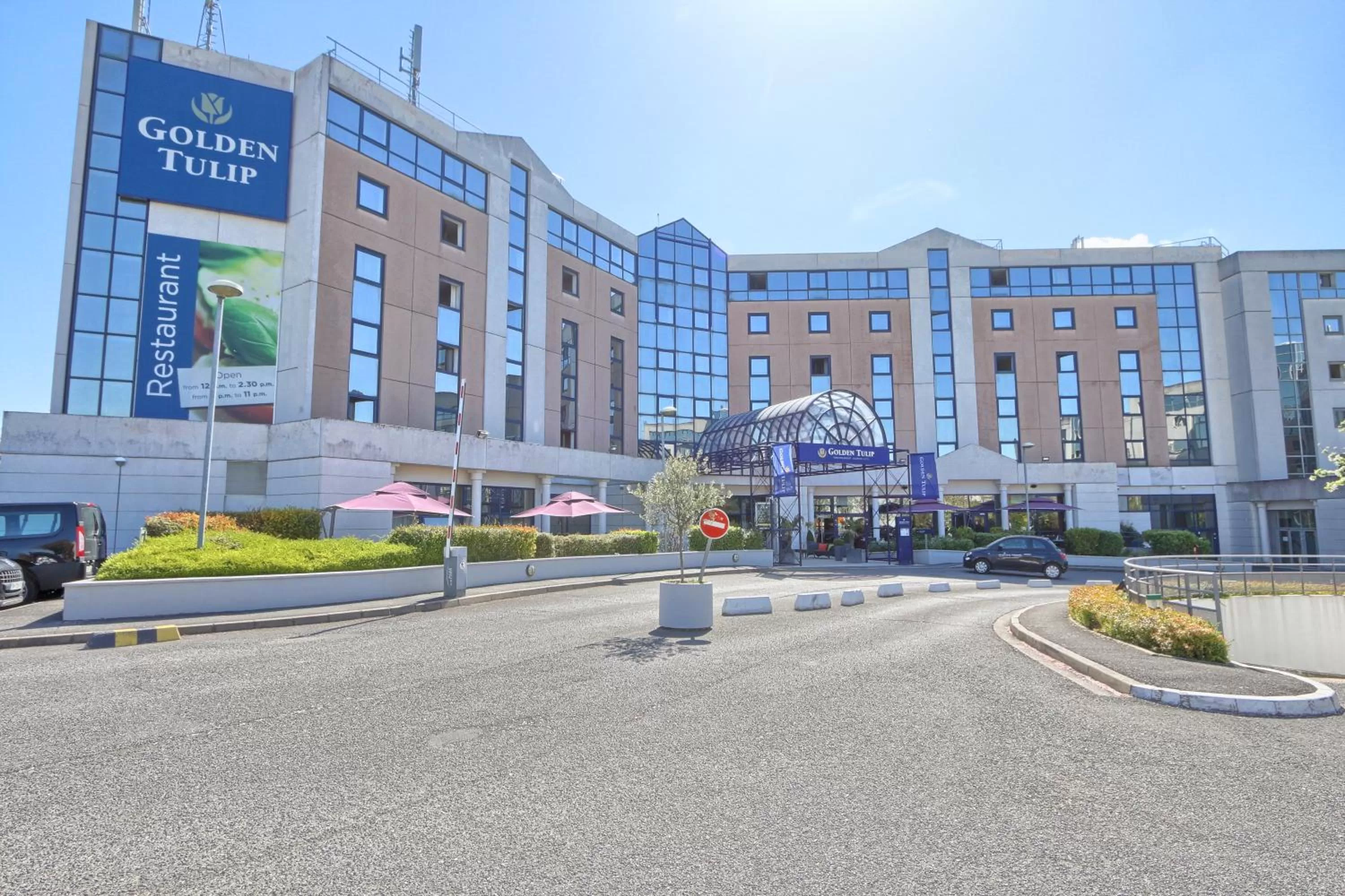 Nearby landmark in Golden Tulip CDG Airport Roissy