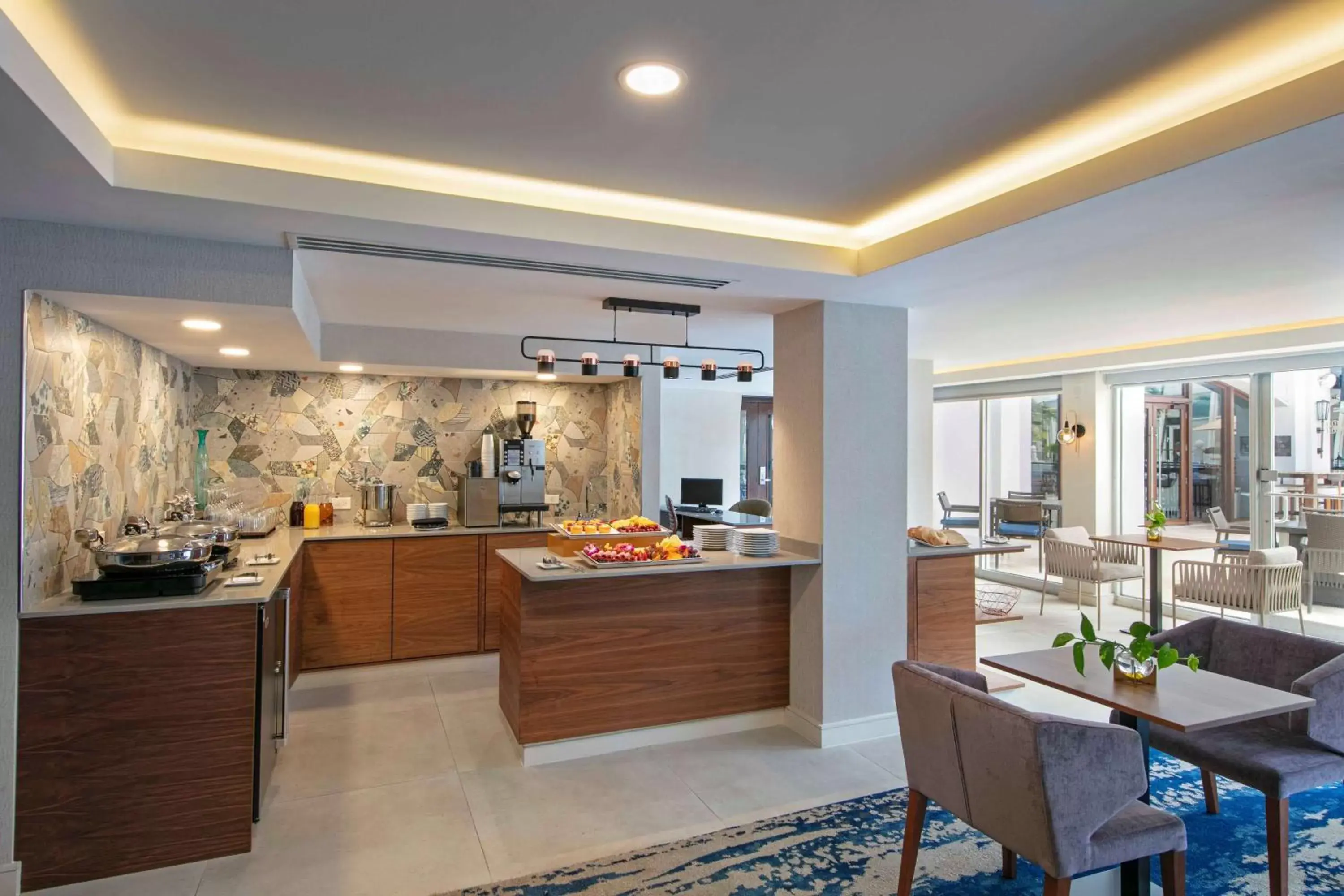 Club King Room with Balcony in The Royal Sonesta San Juan Club King Room with Balcony in The Royal Sonesta San Juan