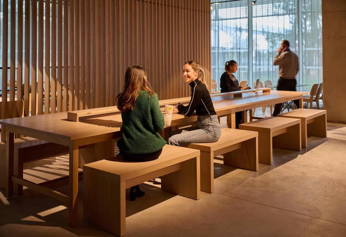 Restaurant/places to eat in Zleep Madrid Airport