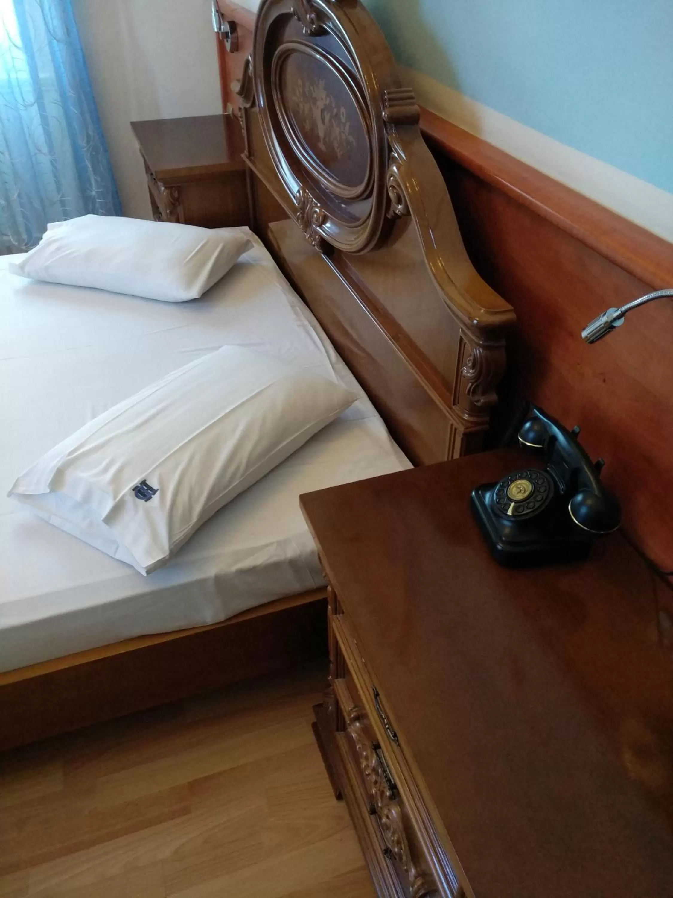 Bed in Diethnes Hotel