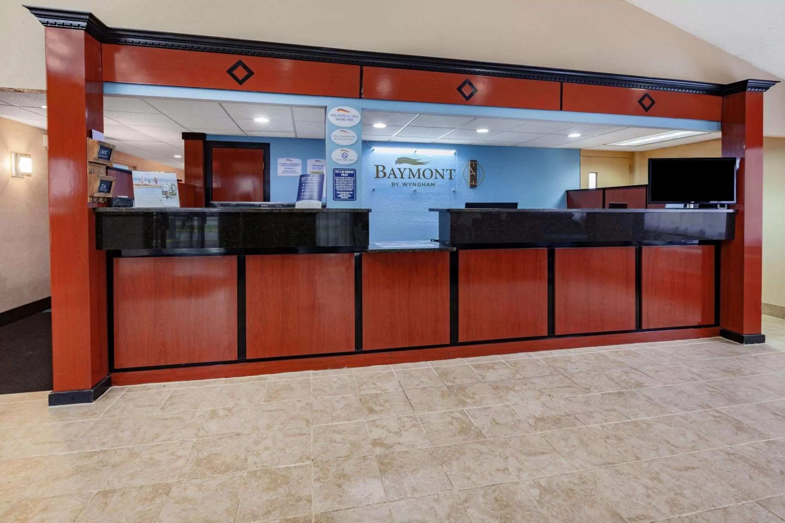 Lobby or reception in Baymont by Wyndham Perrysburg-Toledo