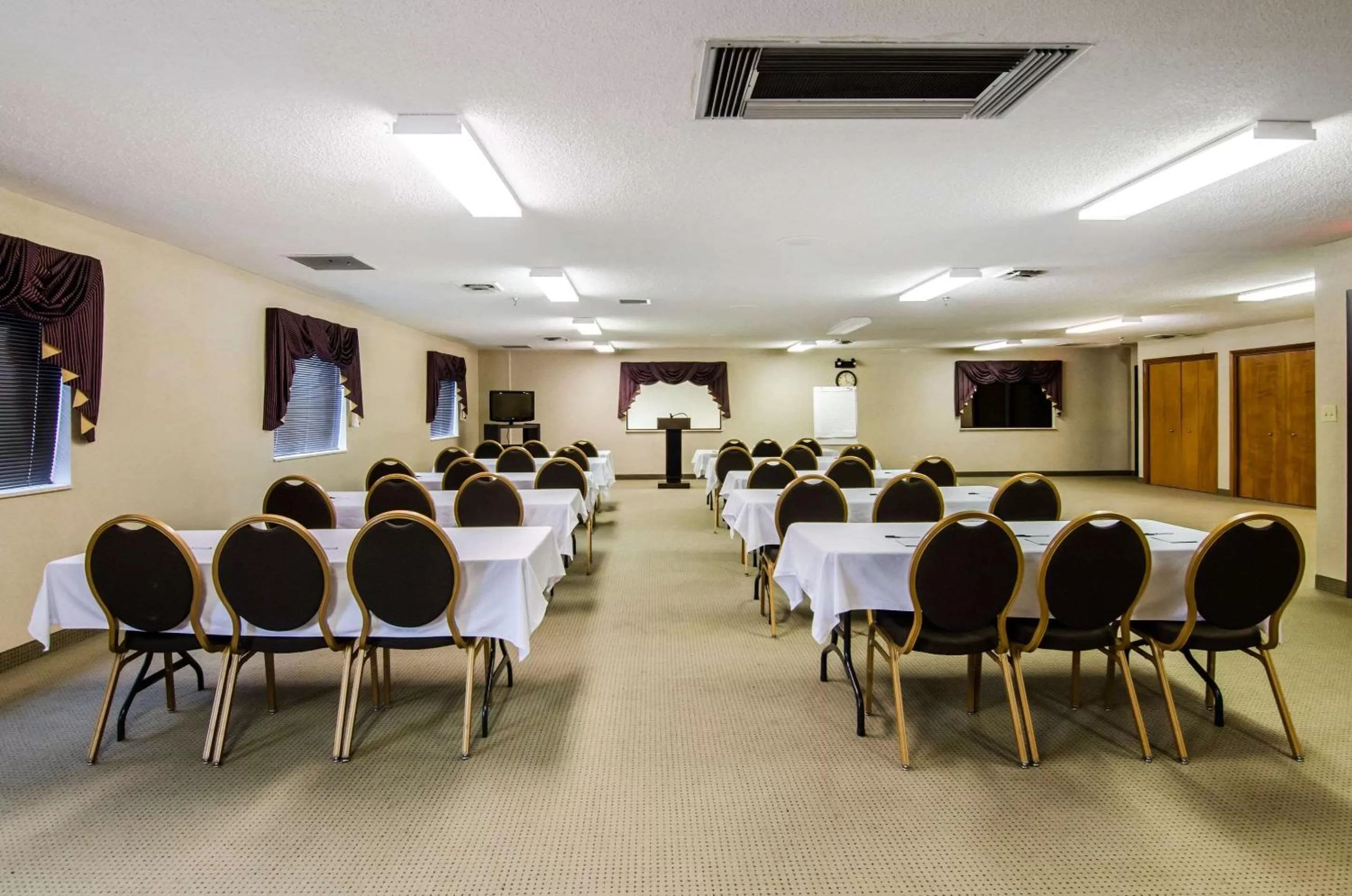 On site in Quality Inn Summersville - New River Area