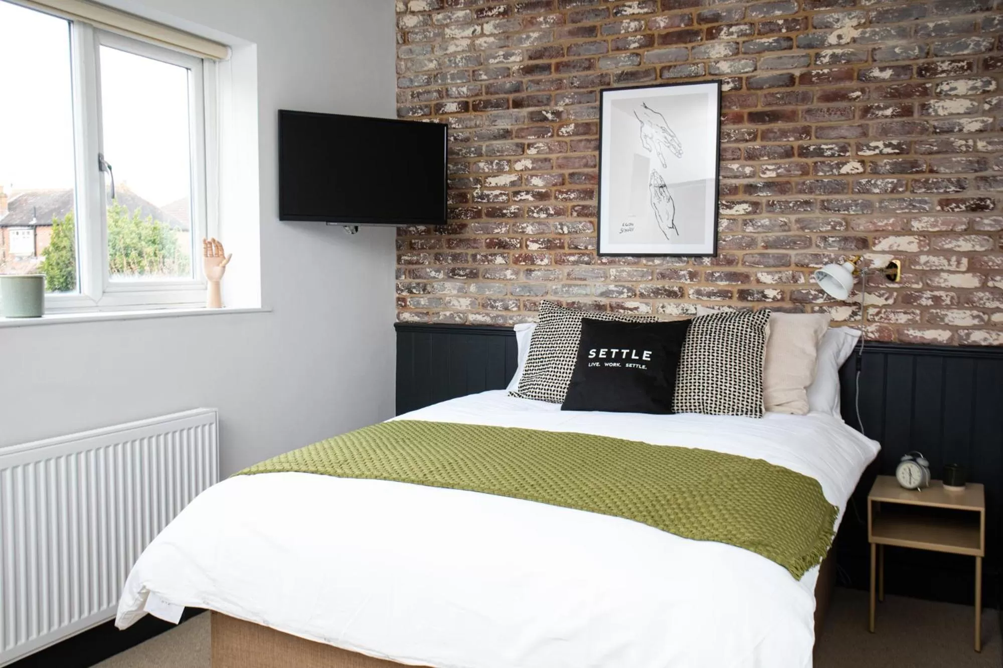 Bed in Settle in Southampton