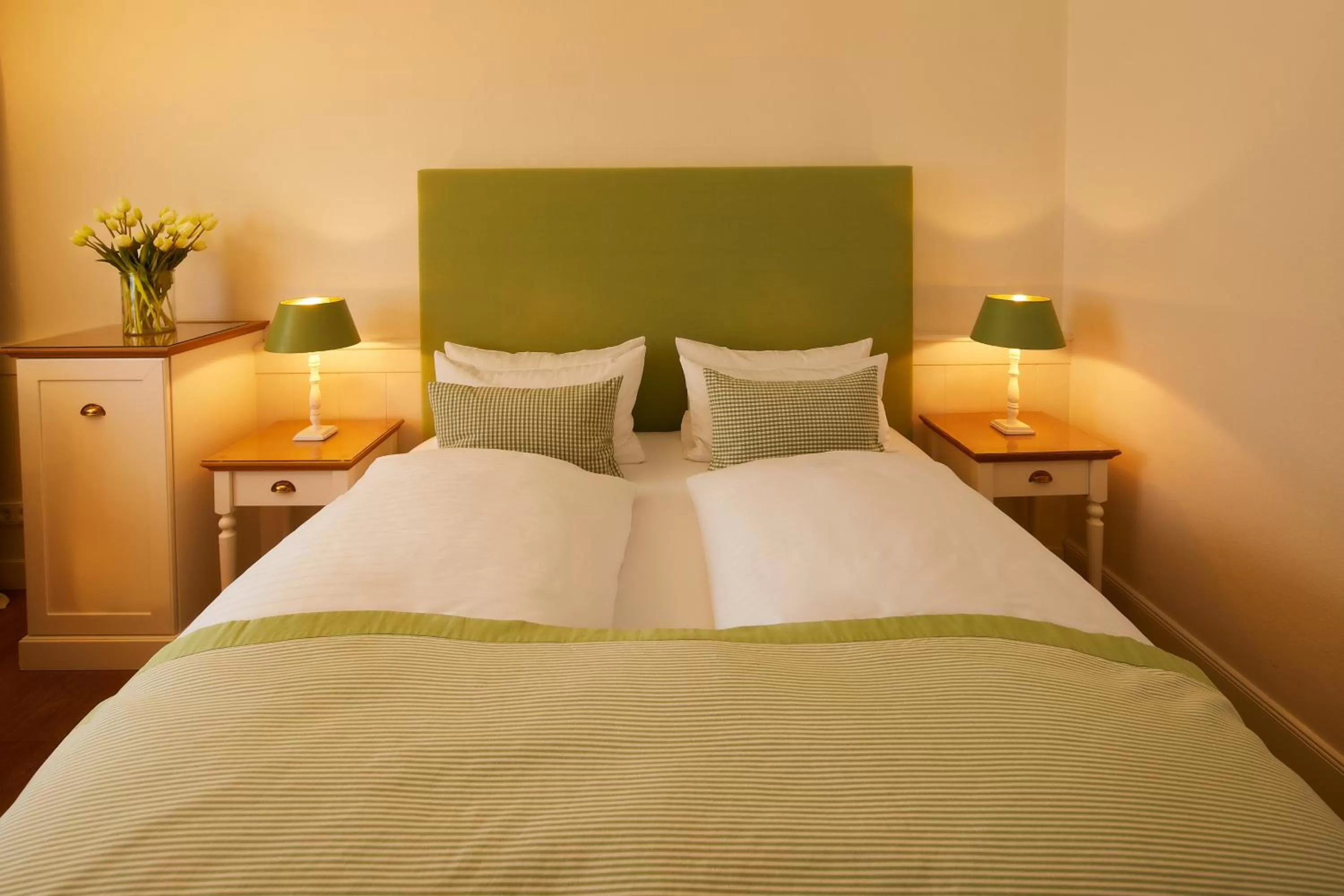 Bed in Fuchsbau Romantik Hotel & SPA Restaurant & FOX Bar