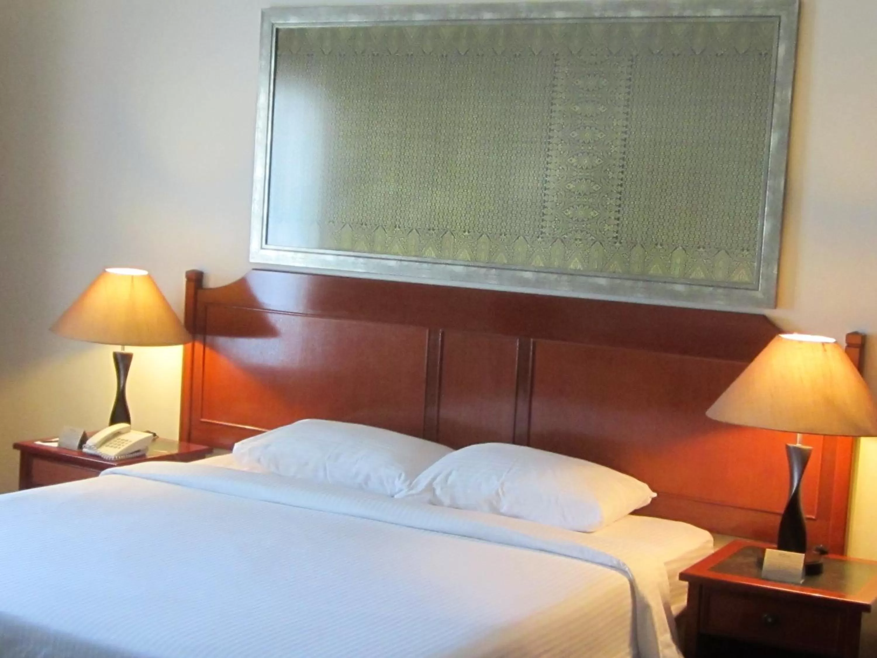 Bedroom in Rainbow Paradise Beach Resort