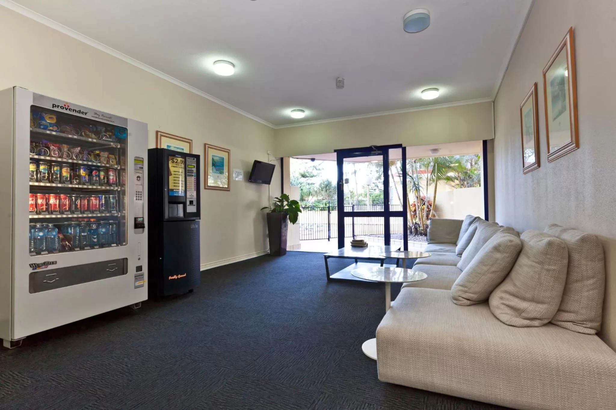 Seating area in Surf Regency