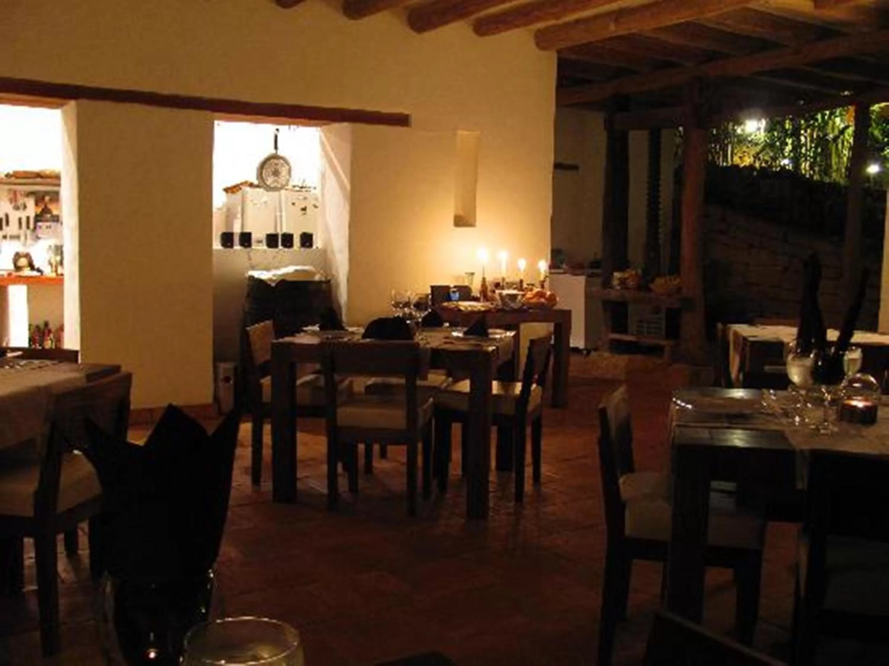 Restaurant/places to eat in Achiotte by Masaya Collection