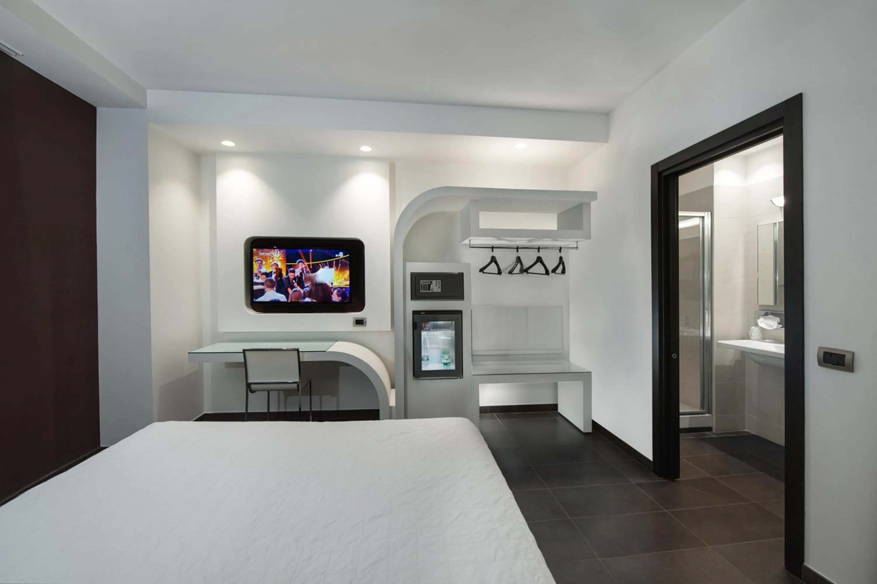 Photo of the whole room, Bed in Hotel Testani Frosinone