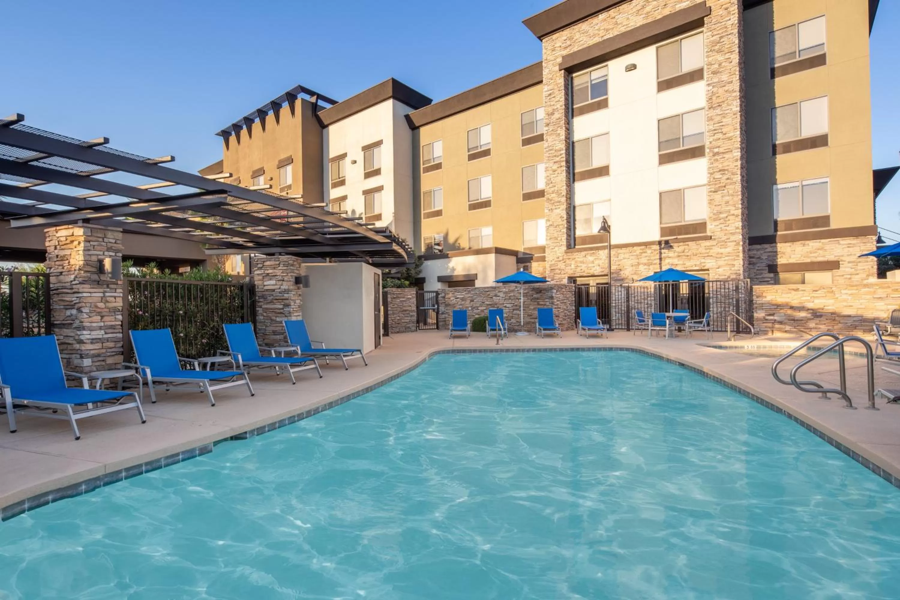 Swimming pool in Holiday Inn Express Surprise by IHG