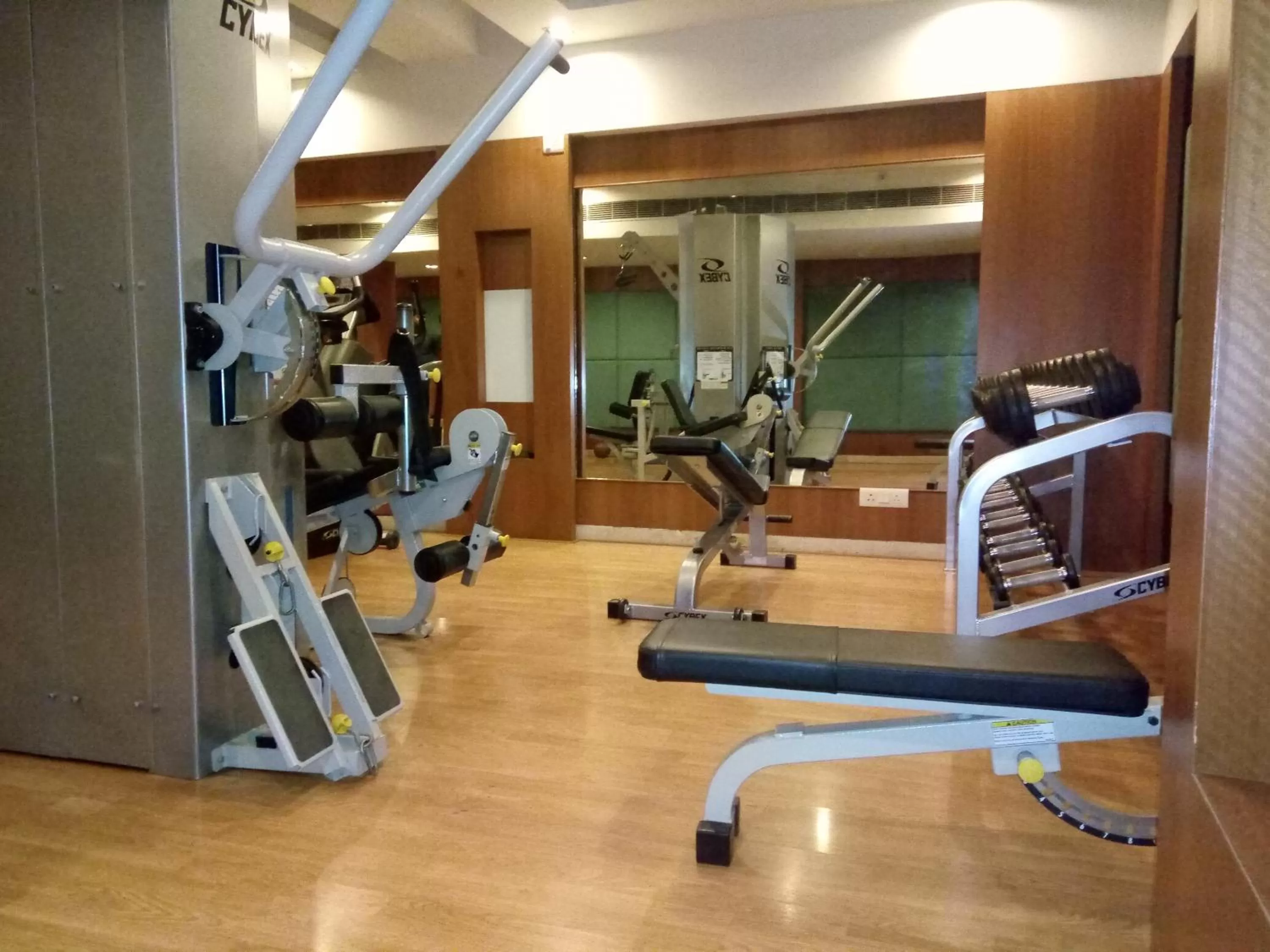 Fitness centre/facilities in Hampshire Plaza