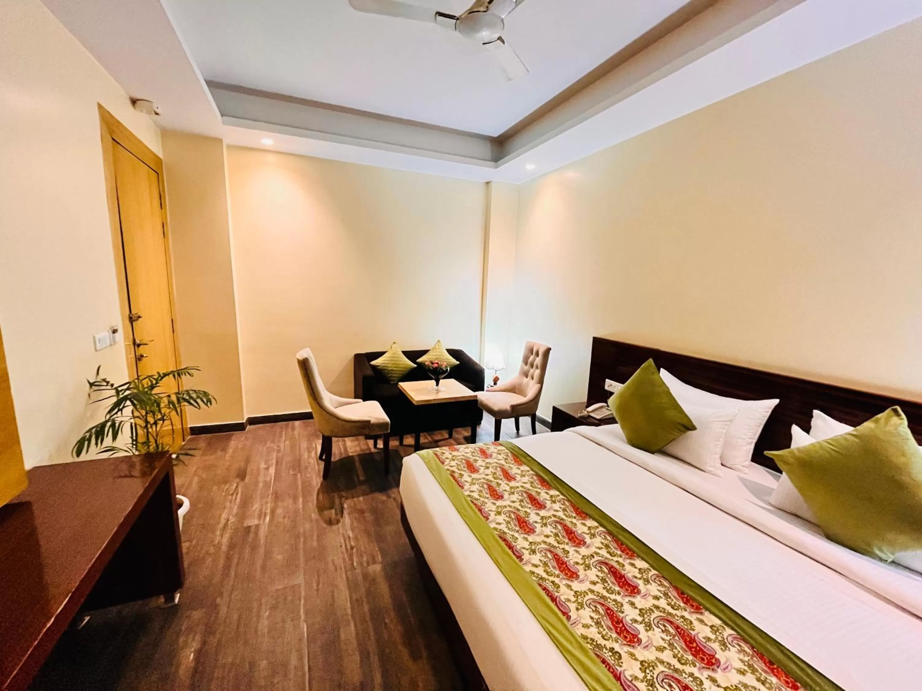 Bed in Hotel Banz near Delhi Airport