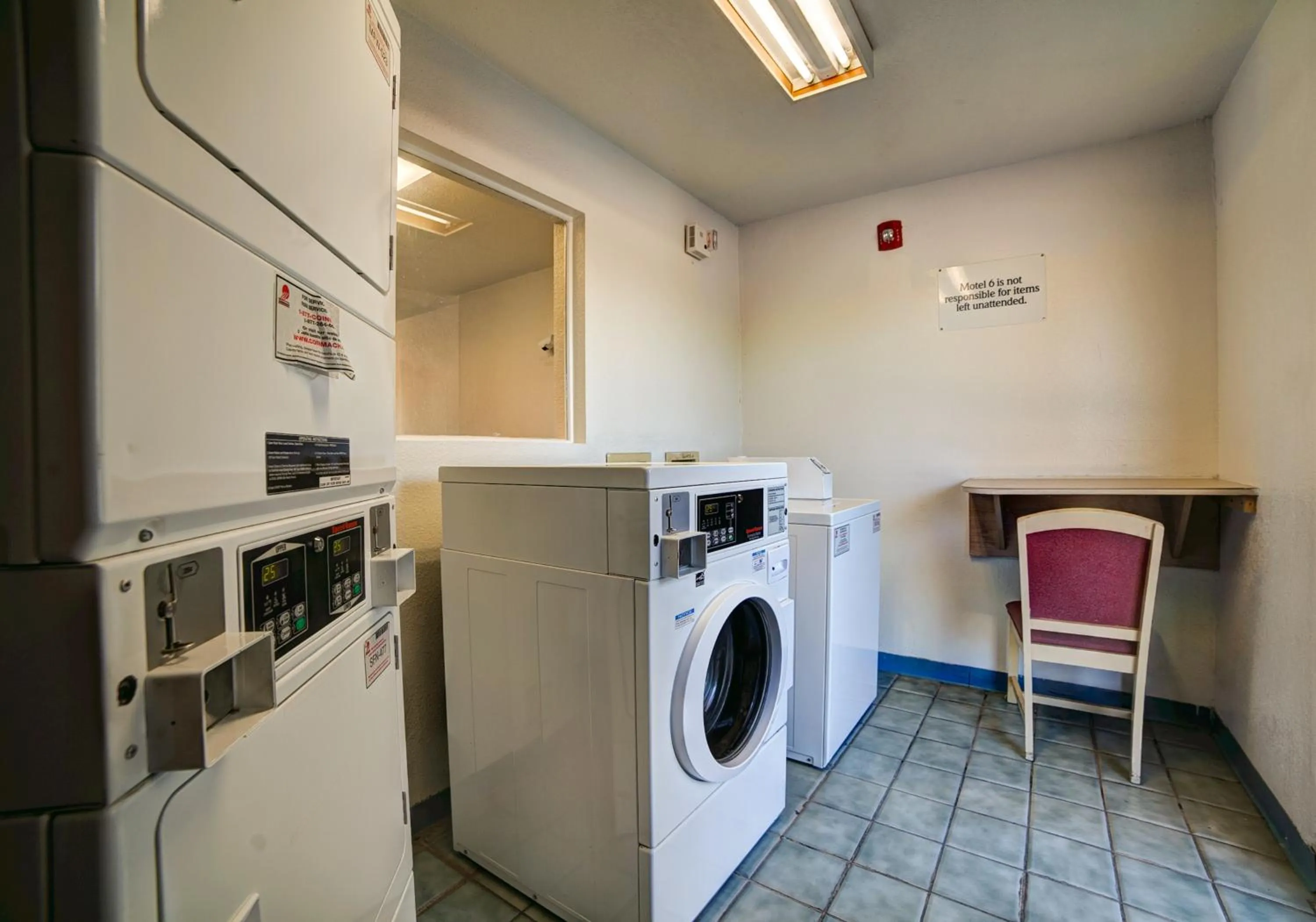 Area and facilities in Super 7 Inn