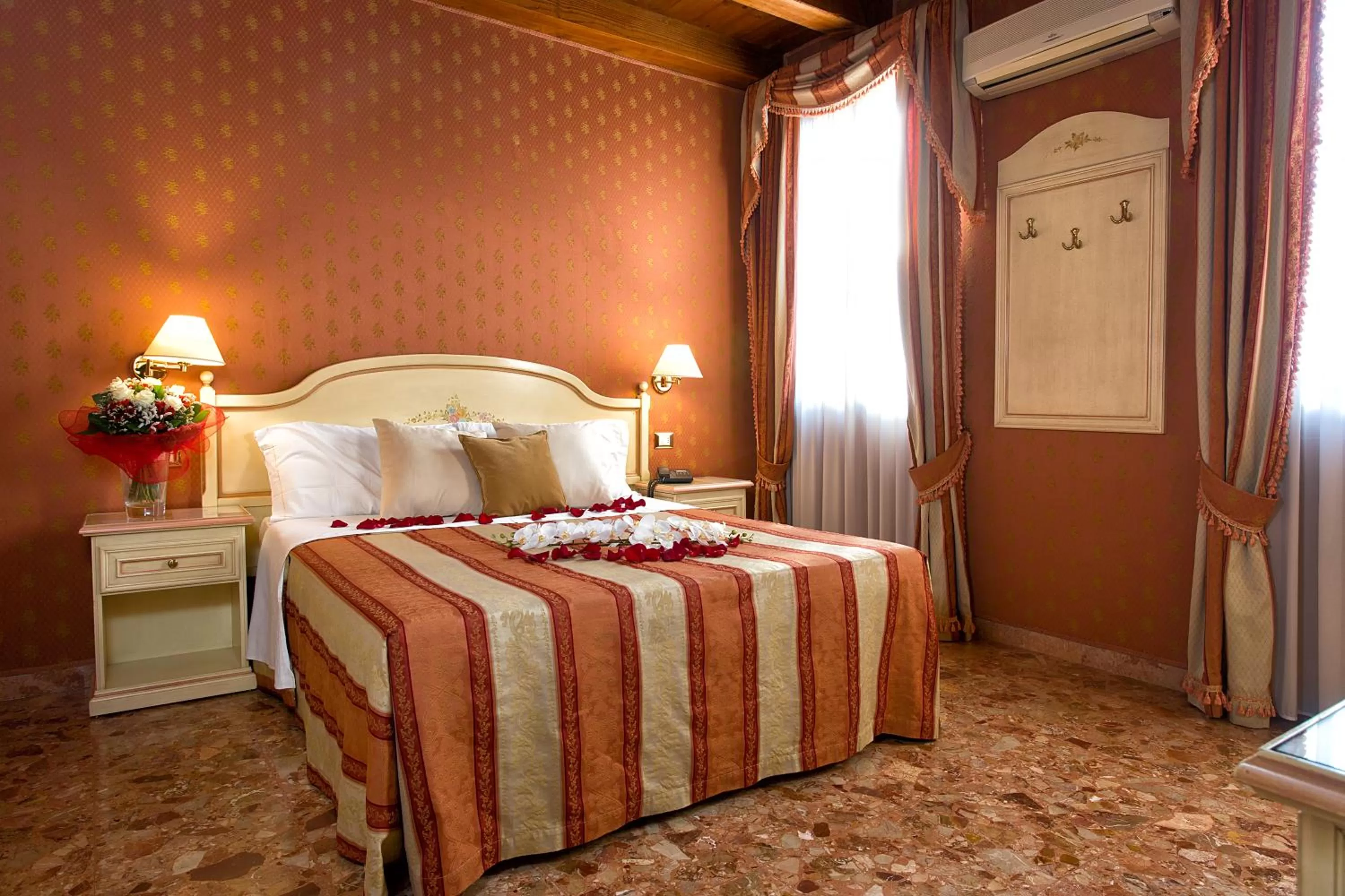 Bed in Hotel Conterie