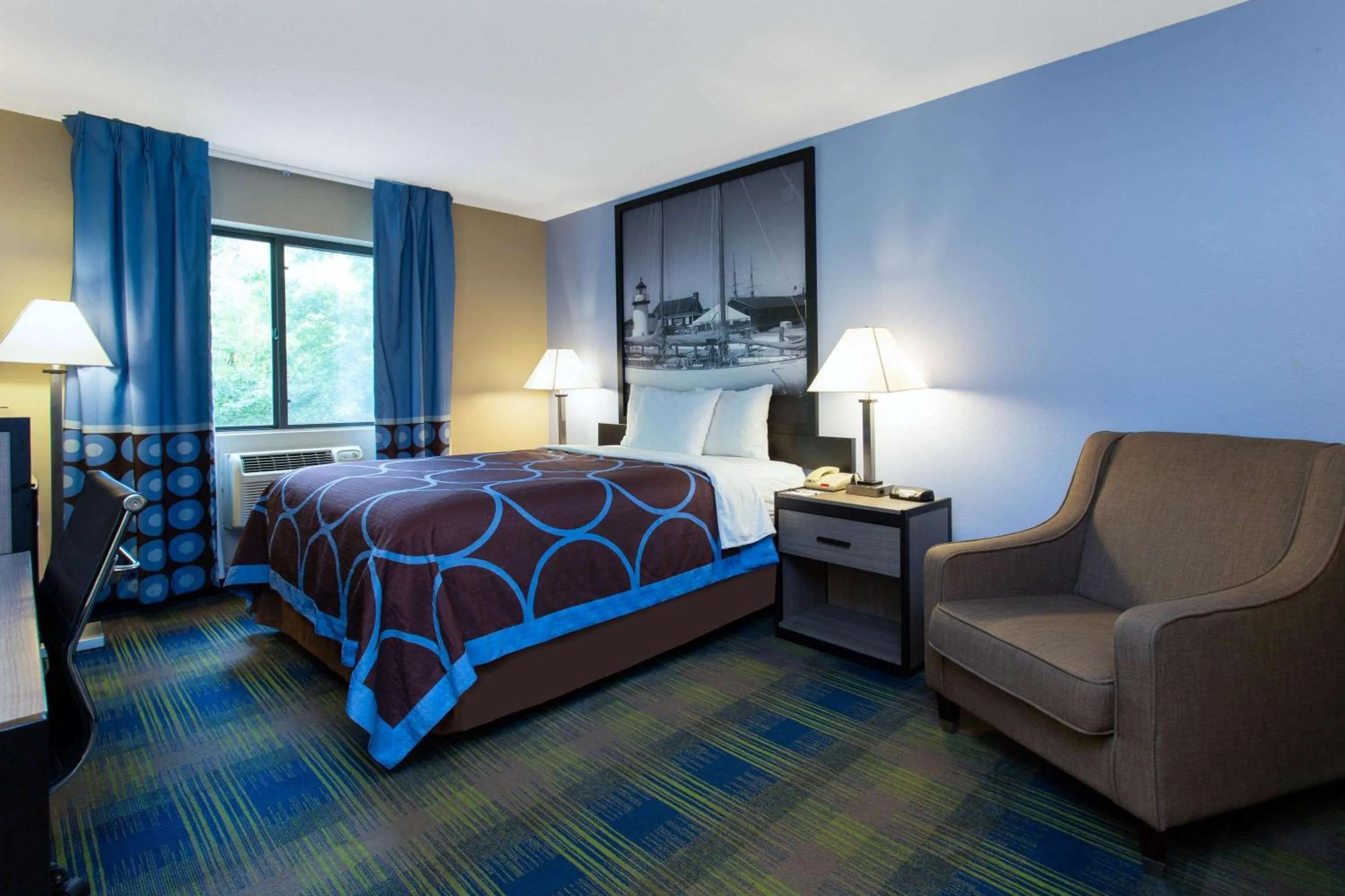 Photo of the whole room, Bed in Super 8 by Wyndham Cromwell/Middletown