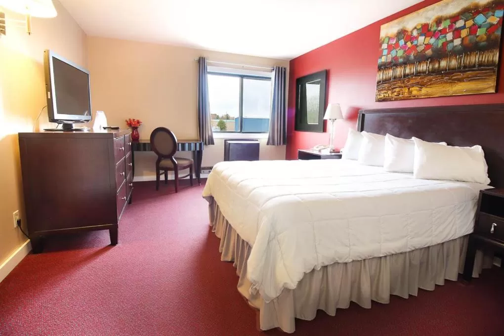 Bed in The Washburn Inn