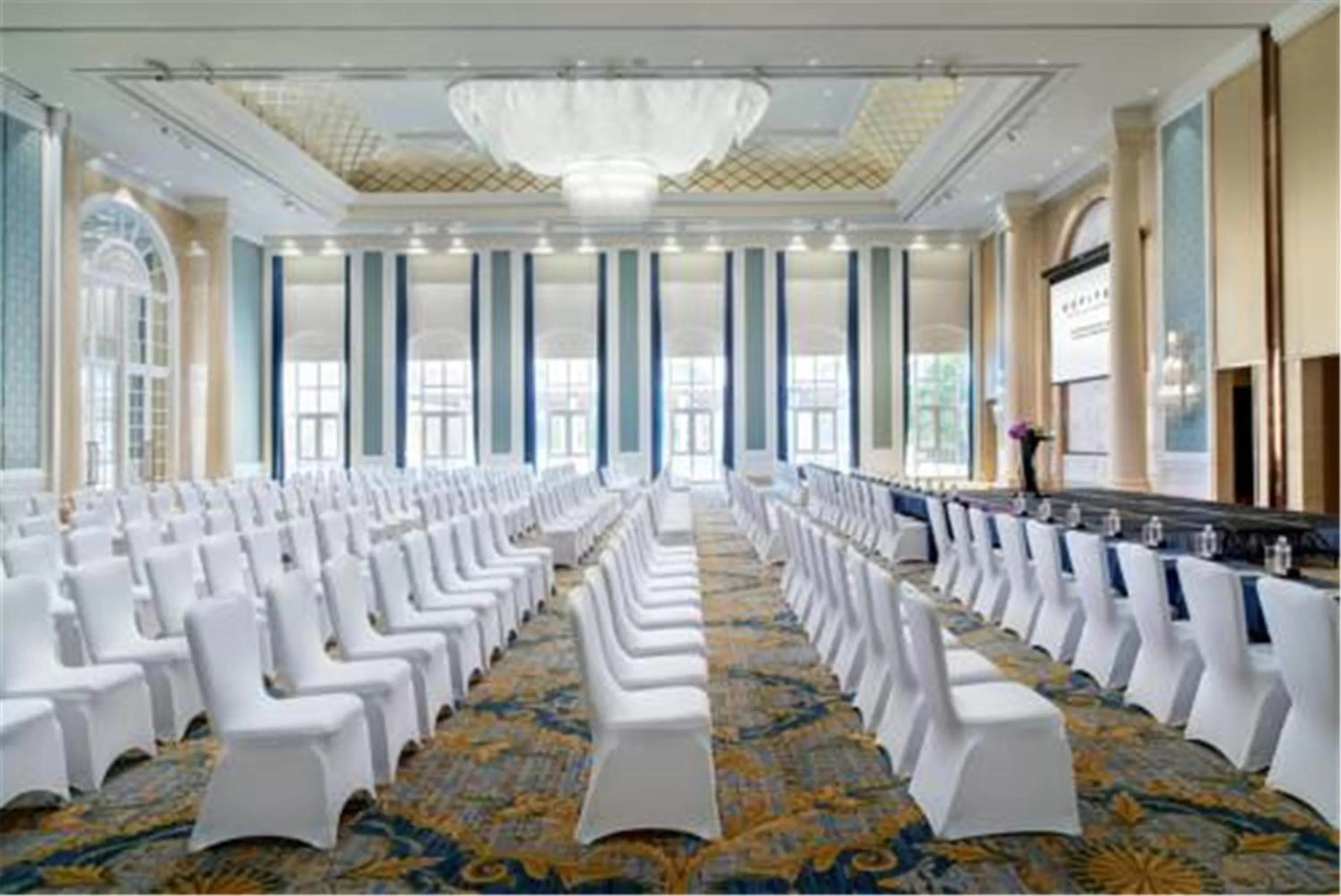 Meeting/conference room in Sofitel Shanghai Hongqiao