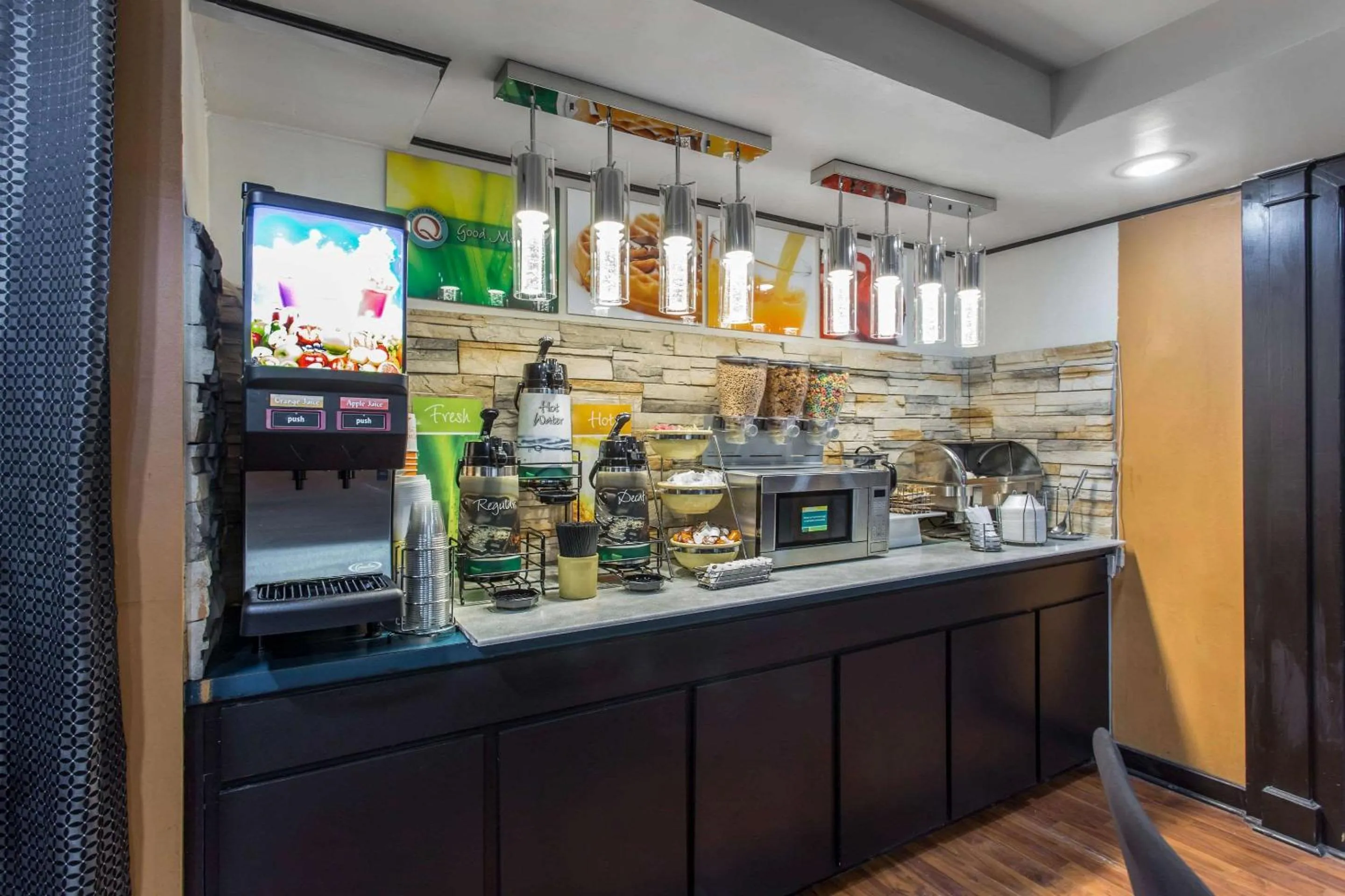 Restaurant/places to eat in Quality Inn Goose Creek - Charleston