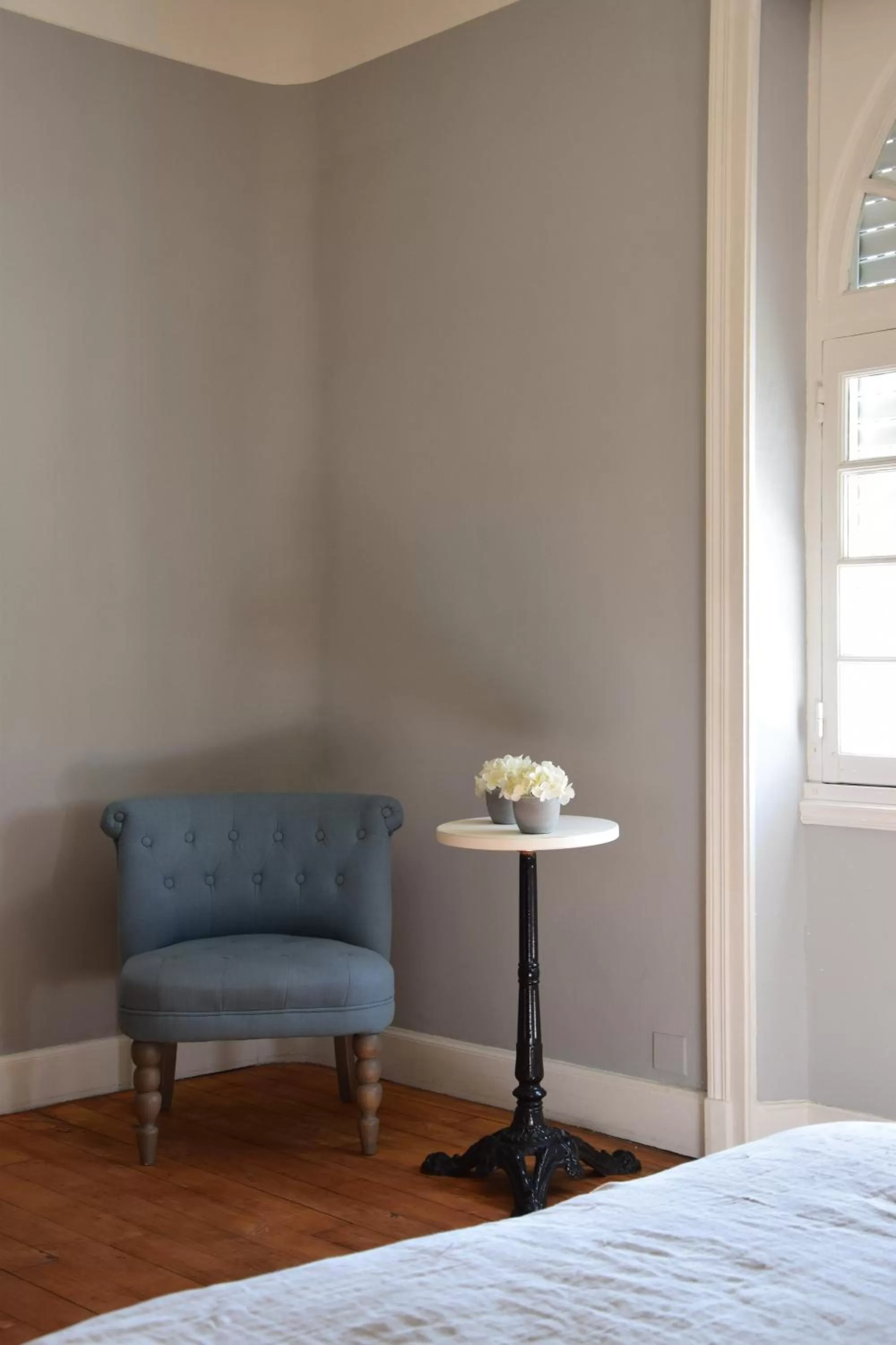 Photo of the whole room, Bed in Moulins de Clan