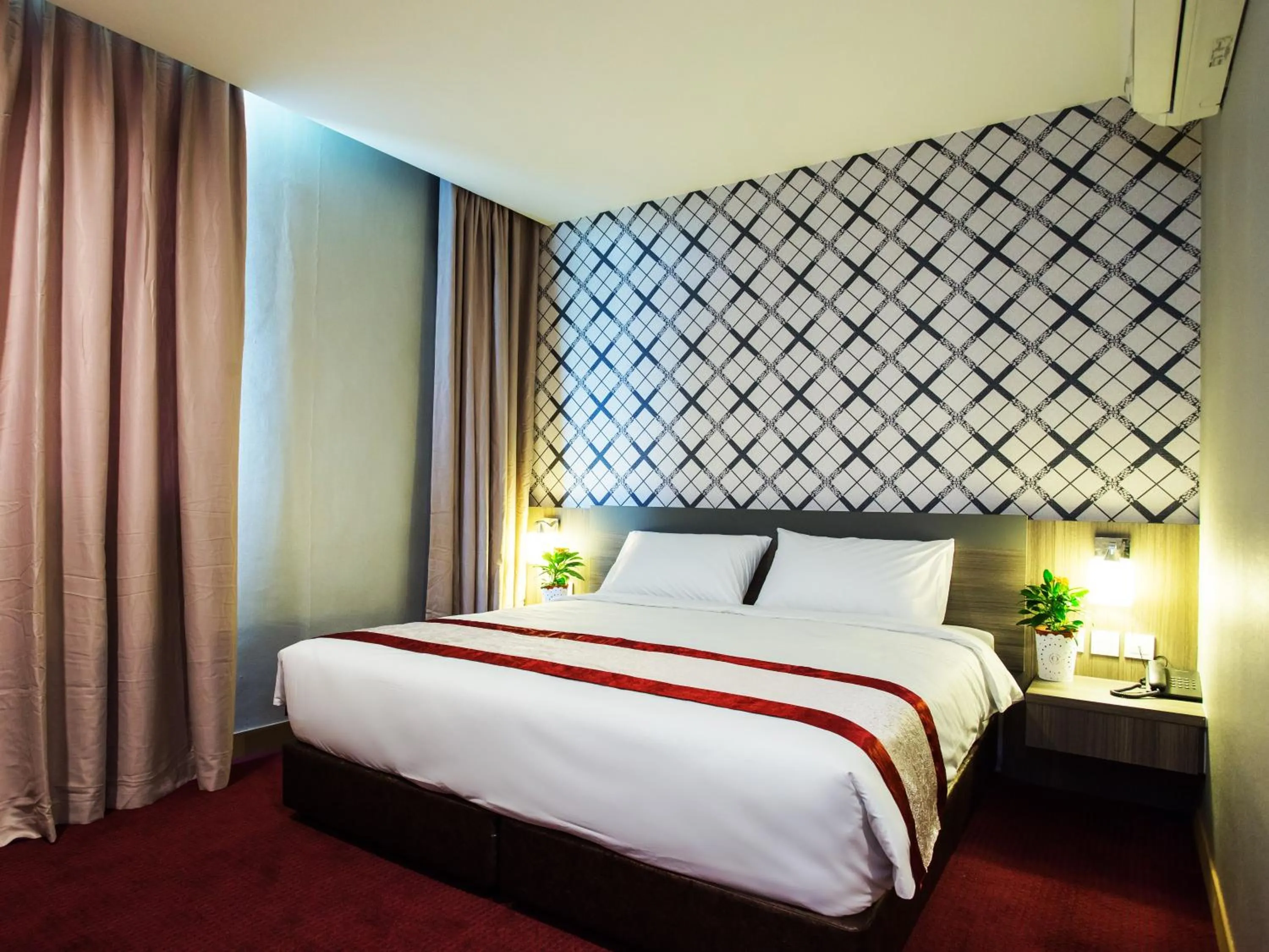 Bedroom, Bed in LS Hotel