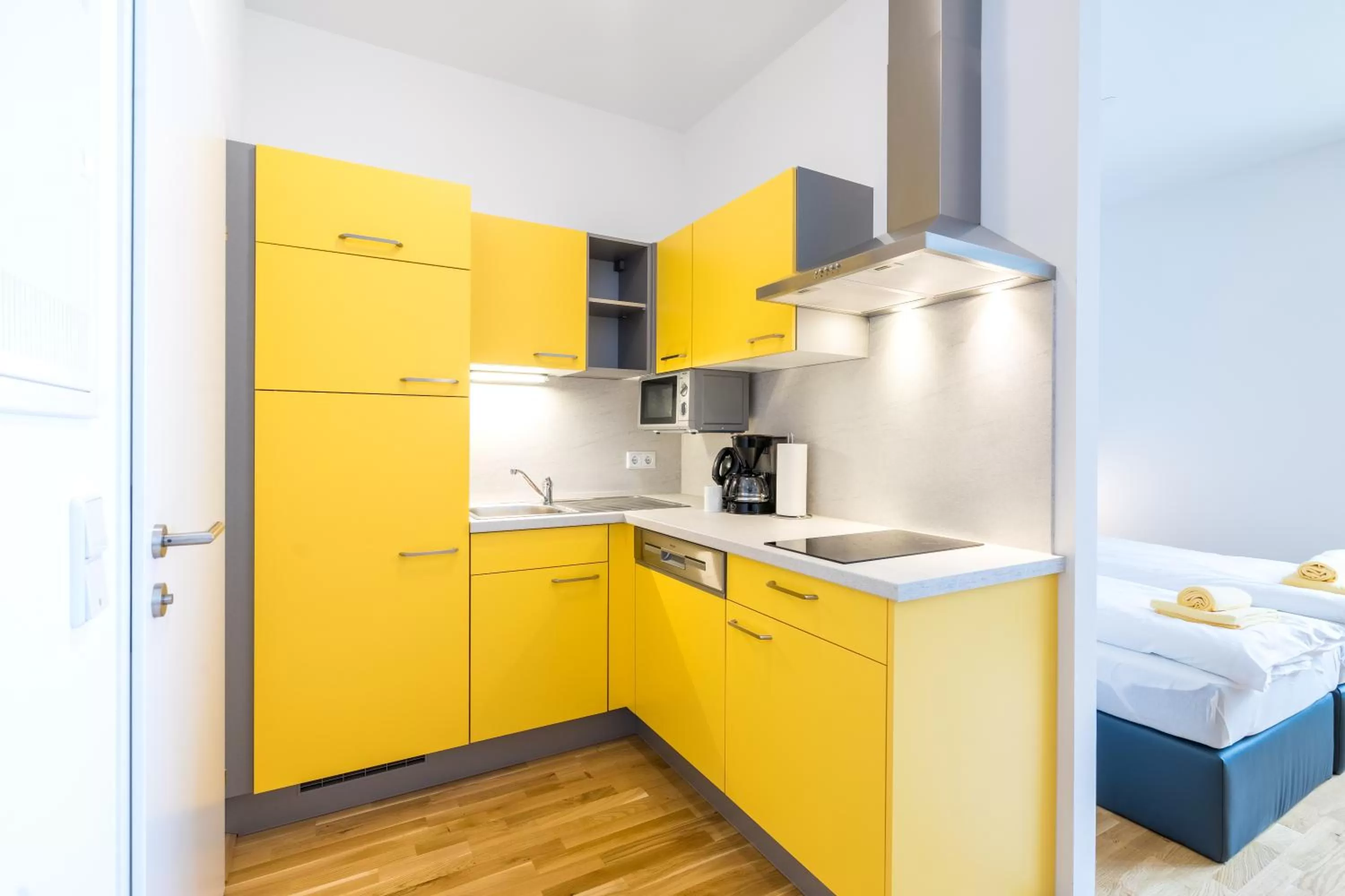 Coffee/tea facilities in FeelGood Apartments SmartLiving | contactless check-in