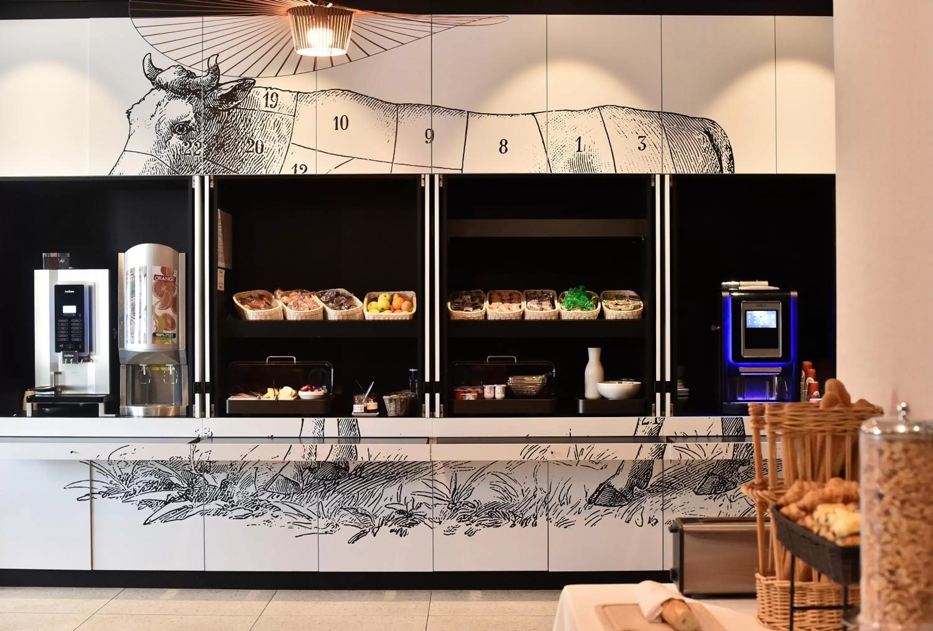 Food in ibis Styles Dijon Central