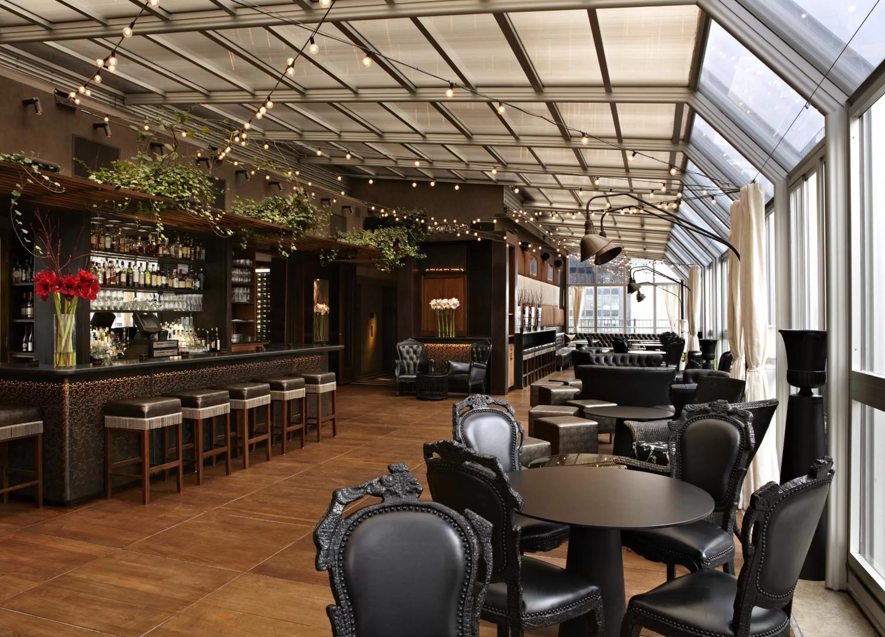 Restaurant/places to eat, Lounge/Bar in The Kimberly Hotel