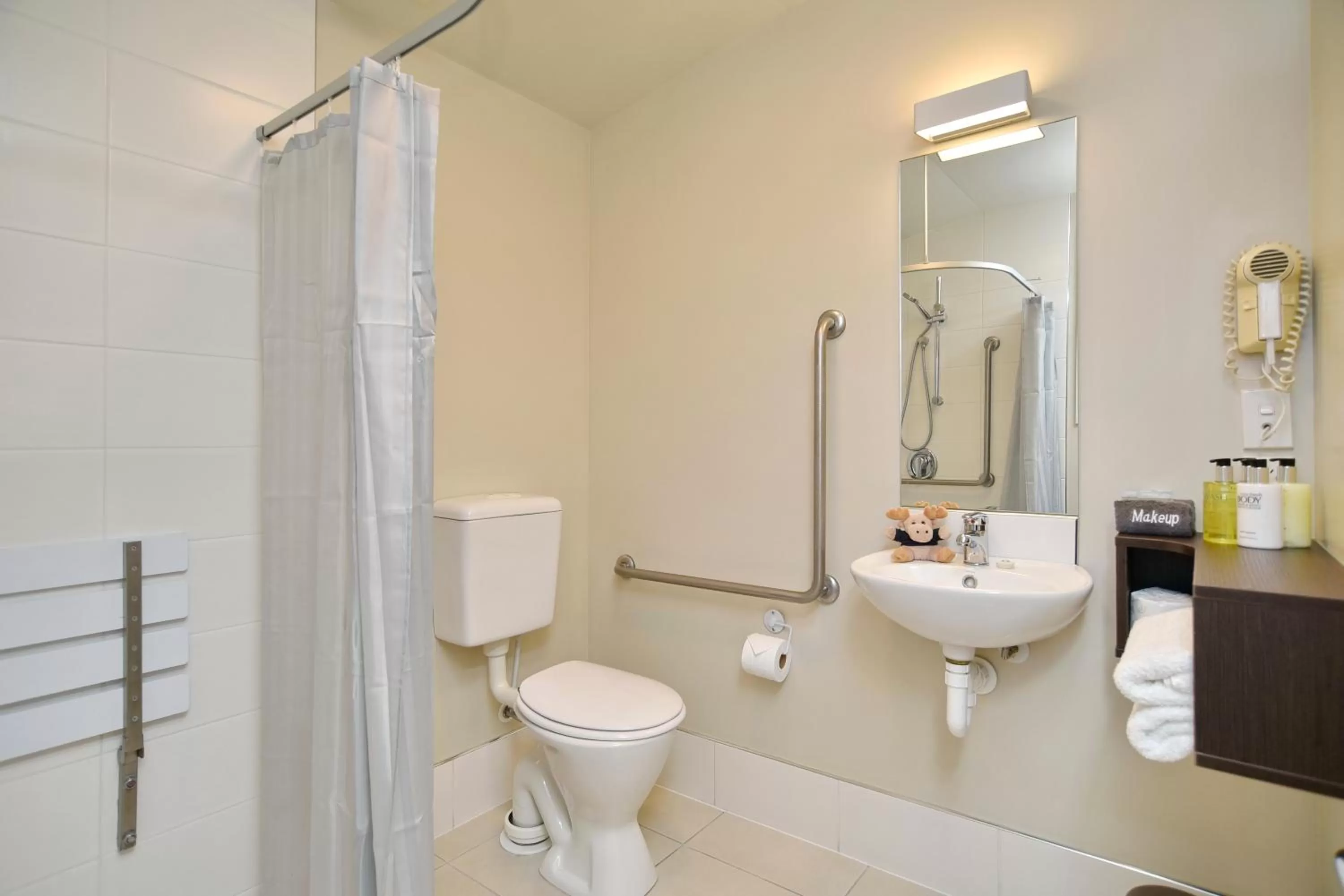 Toilet, Bathroom in The Riverstone