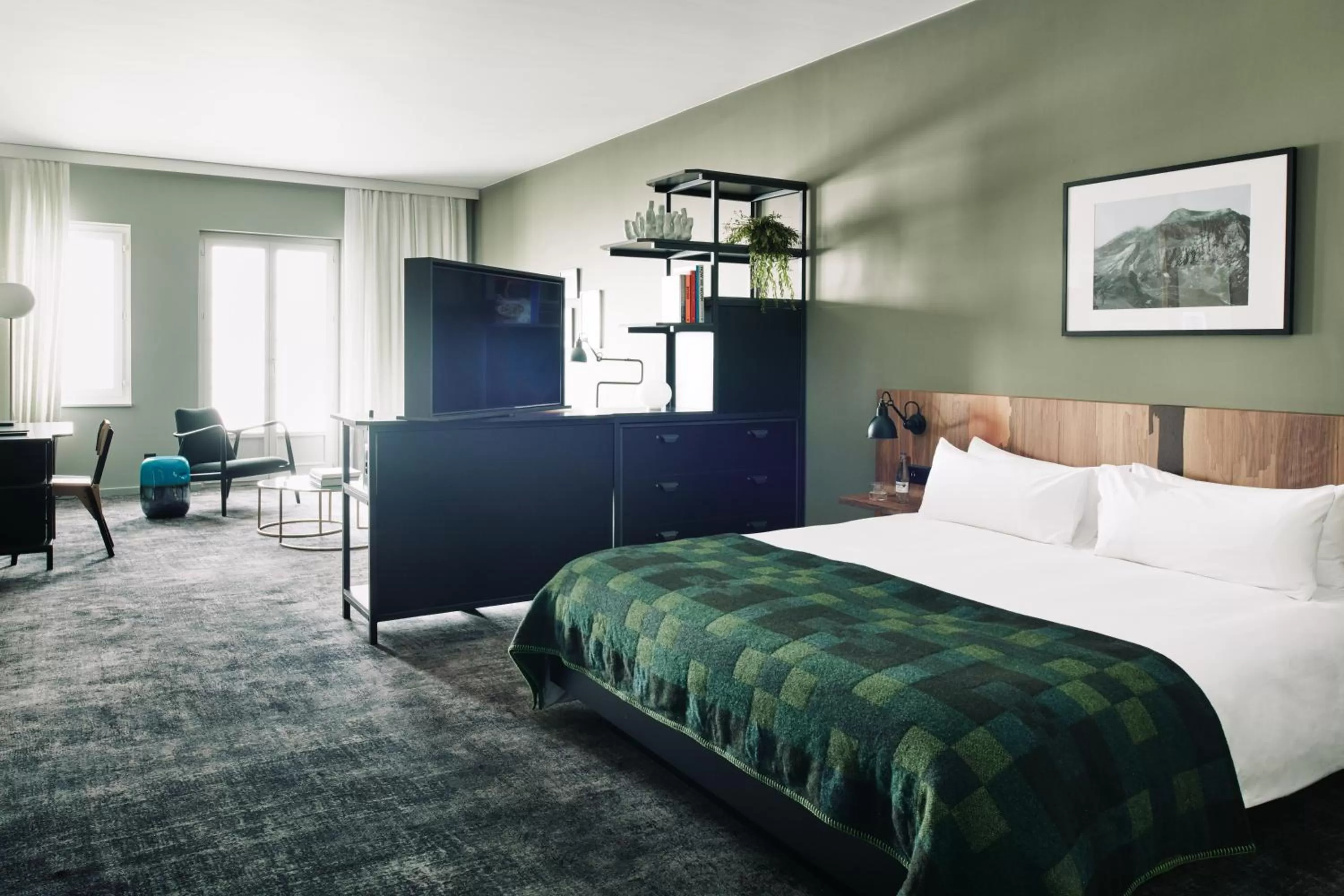 Junior Suite with Panoramic View in The Cambrian