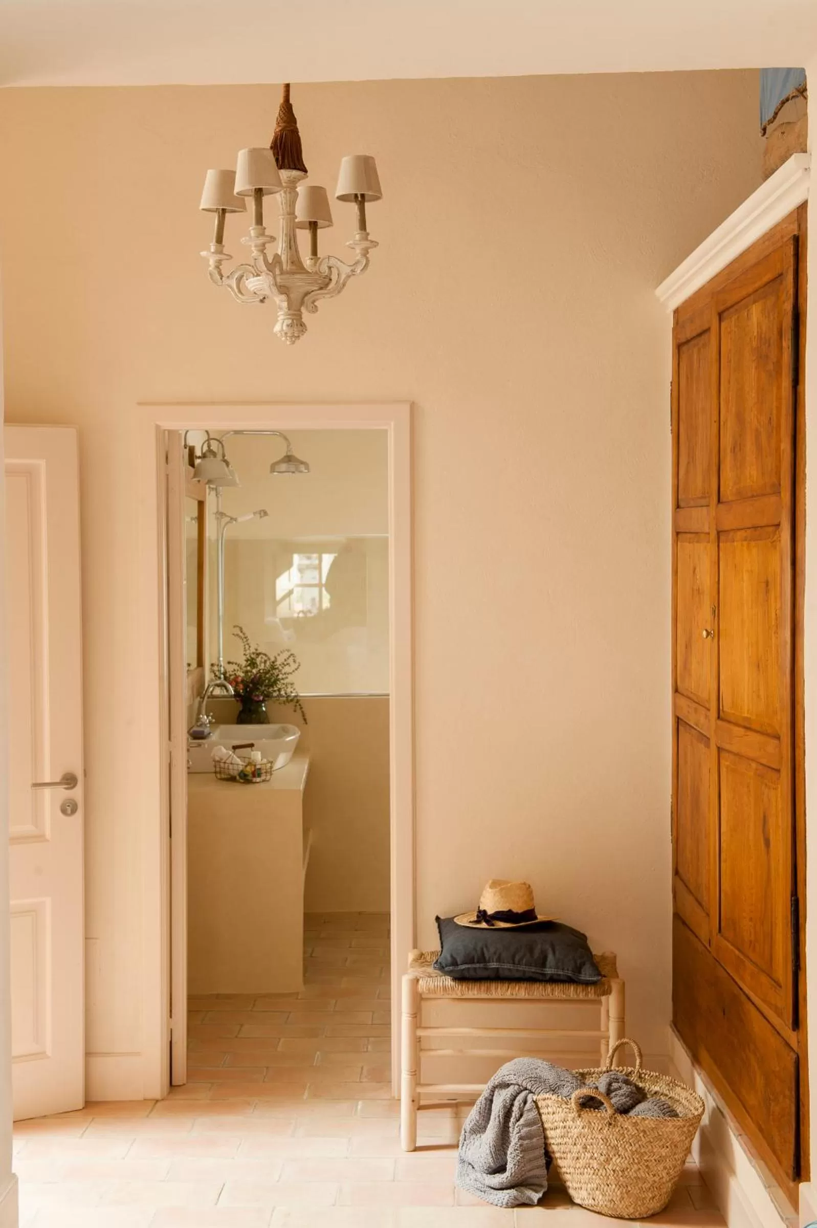 Photo of the whole room in Arkhé Hotel Boutique Pals