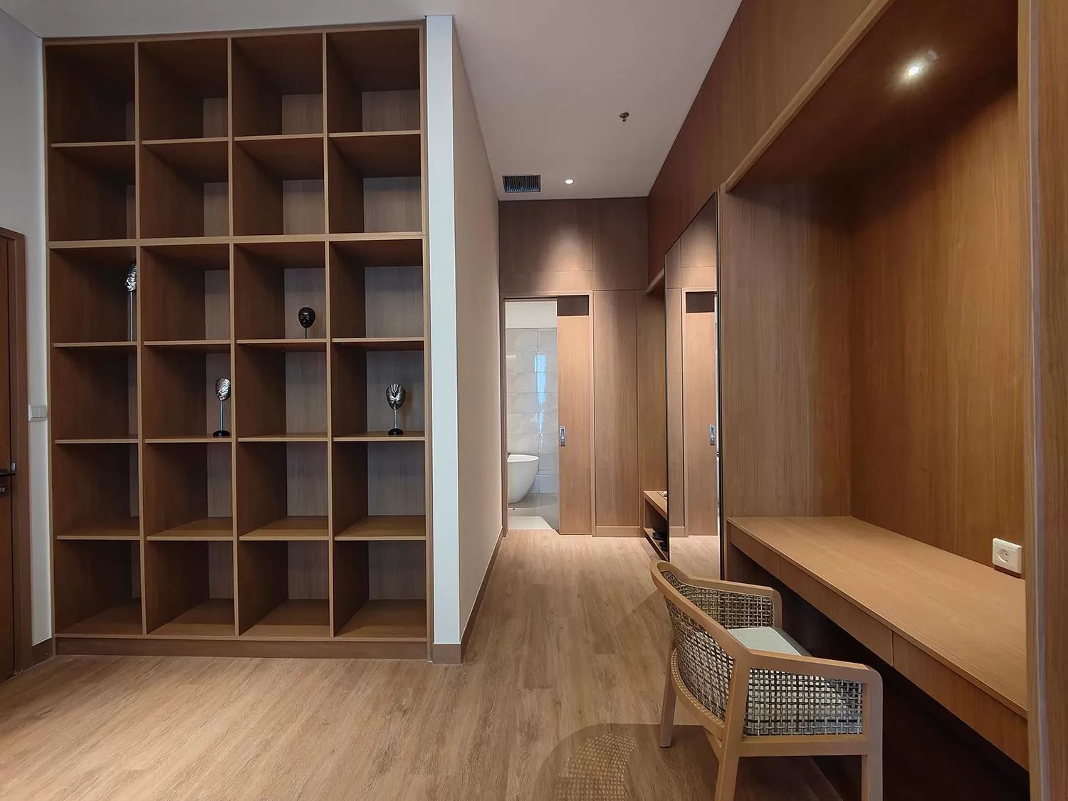 Ra Suites Simatupang